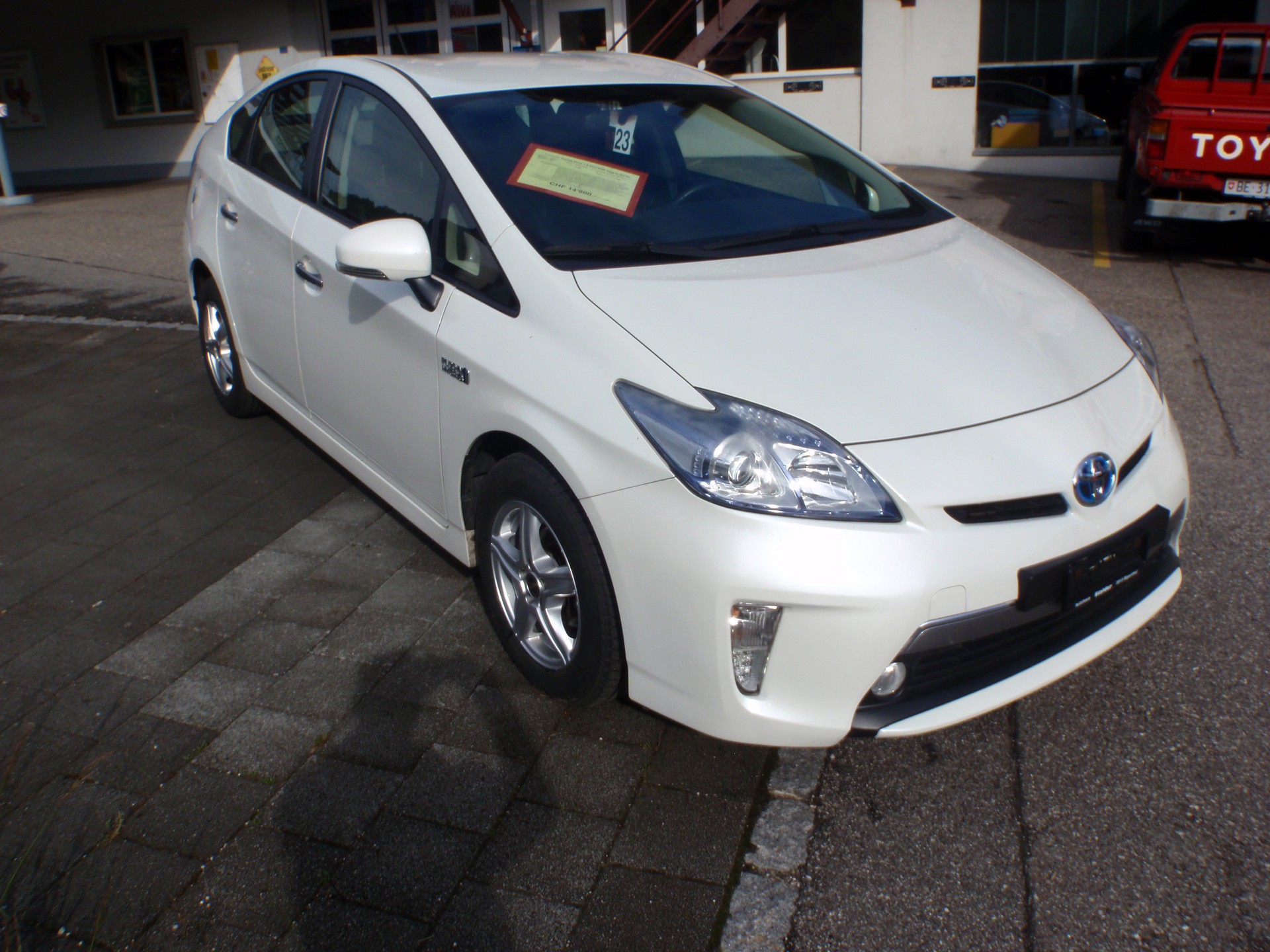 TOYOTA Prius 1.8 16V Plug-in Hybrid Sol Premium-image-1