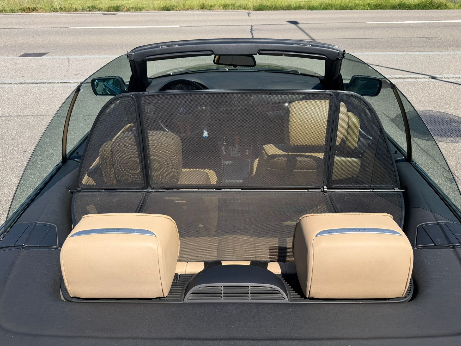 BMW 325Ci Cabriolet-image-25