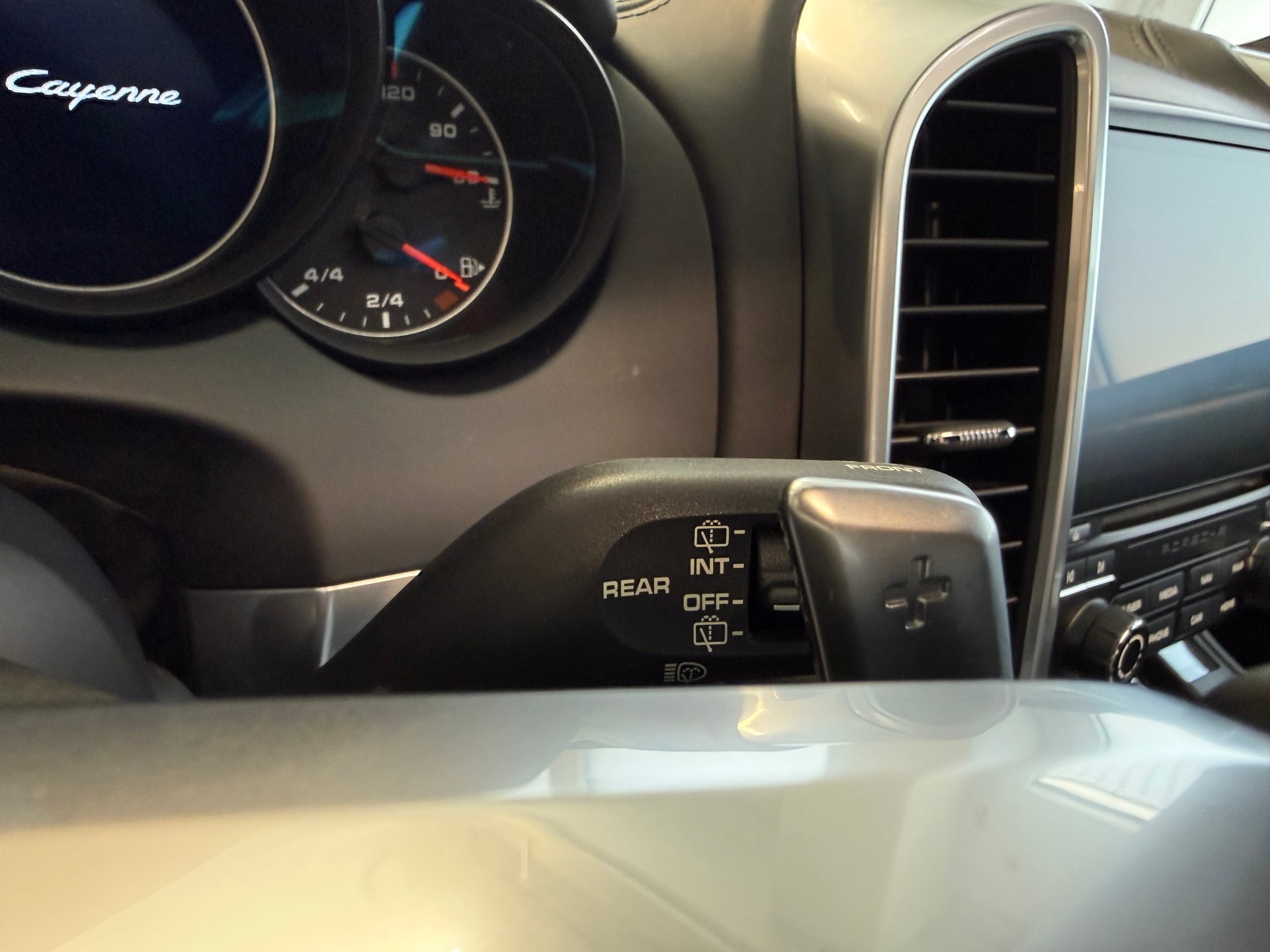 PORSCHE Cayenne Diesel-image-9