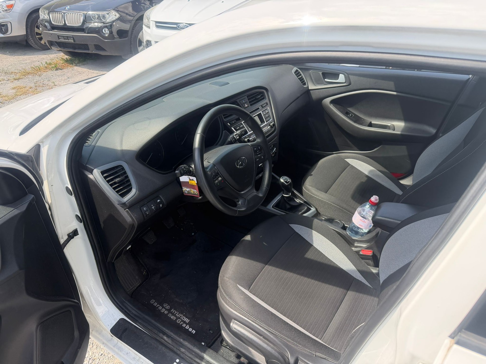 HYUNDAI i20 1.0 T-GDi Amplia-image-4