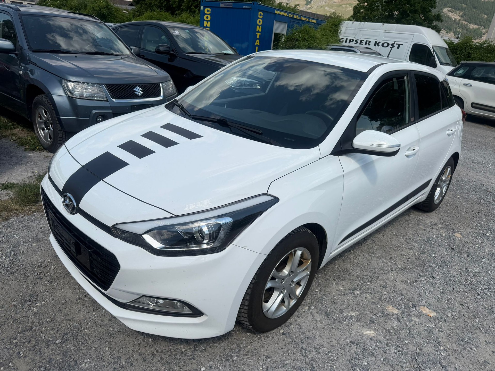 HYUNDAI i20 1.0 T-GDi Amplia-image-3