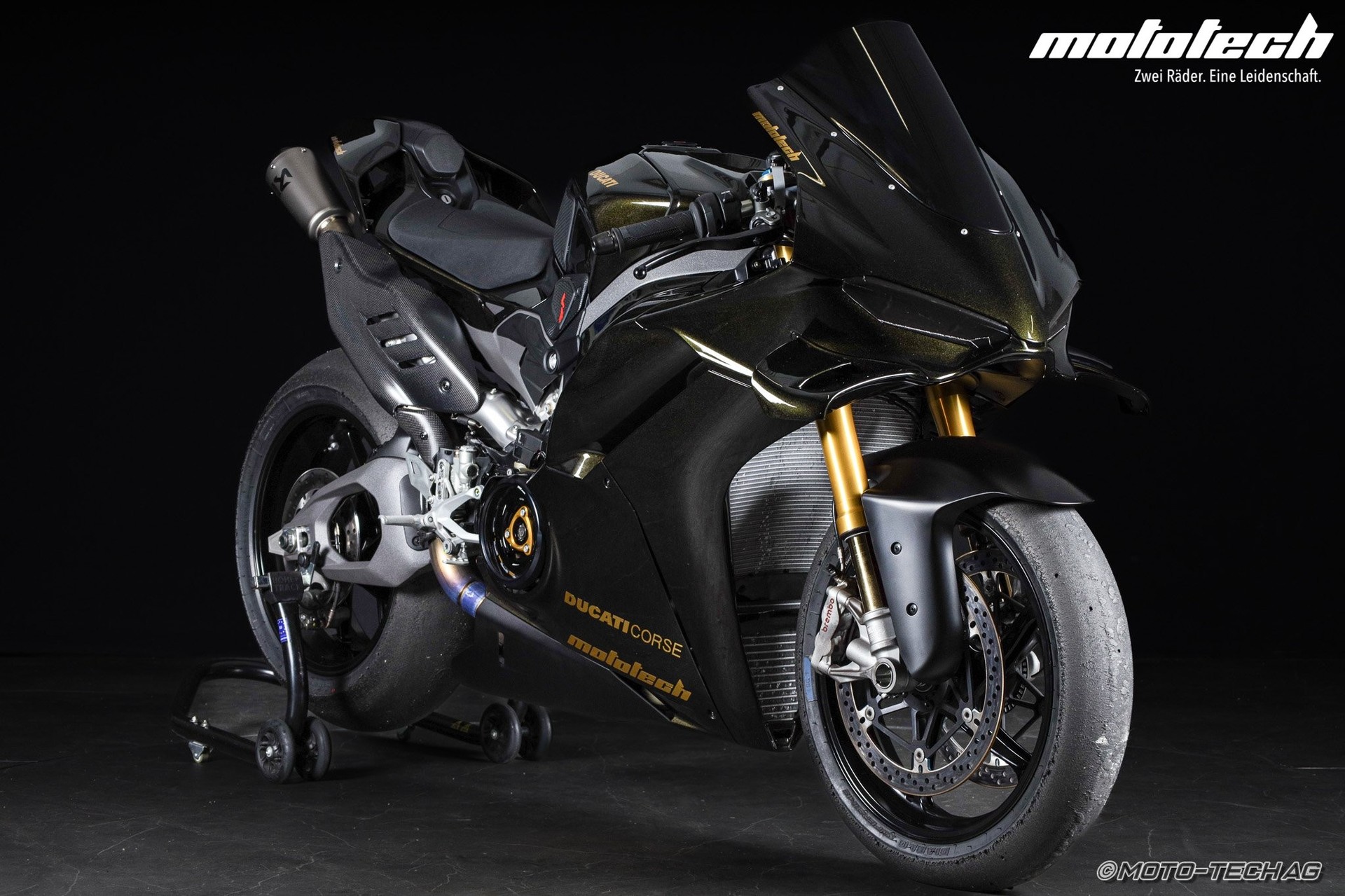 DUCATI Panigale V4 S RACEBIKE-image-0