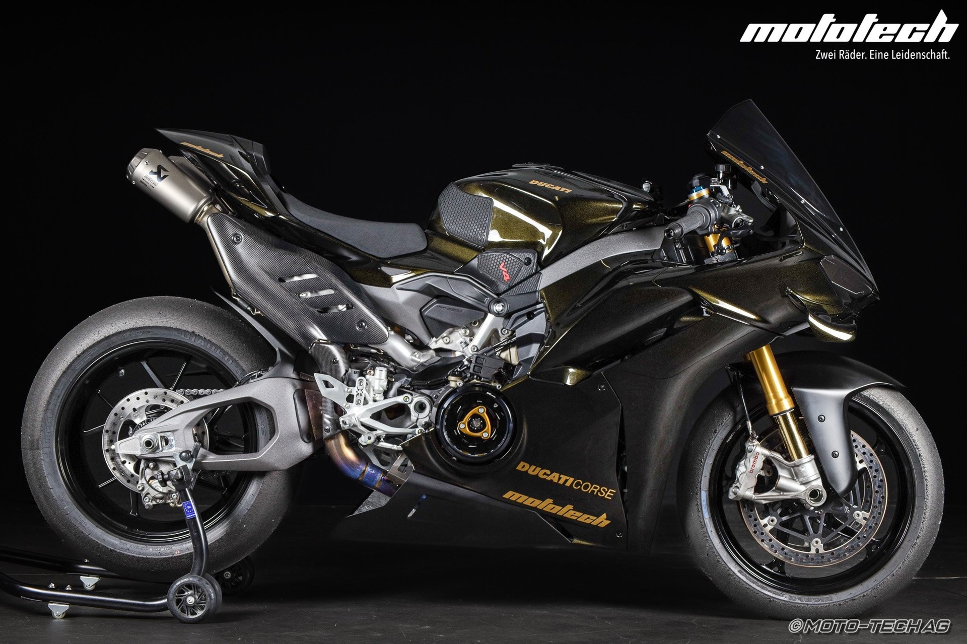 DUCATI Panigale V4 S RACEBIKE-image-1