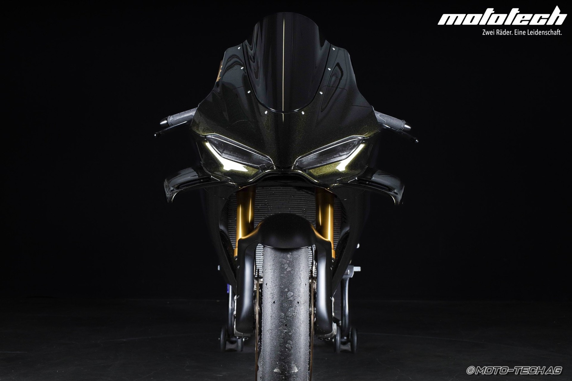 DUCATI Panigale V4 S RACEBIKE-image-6