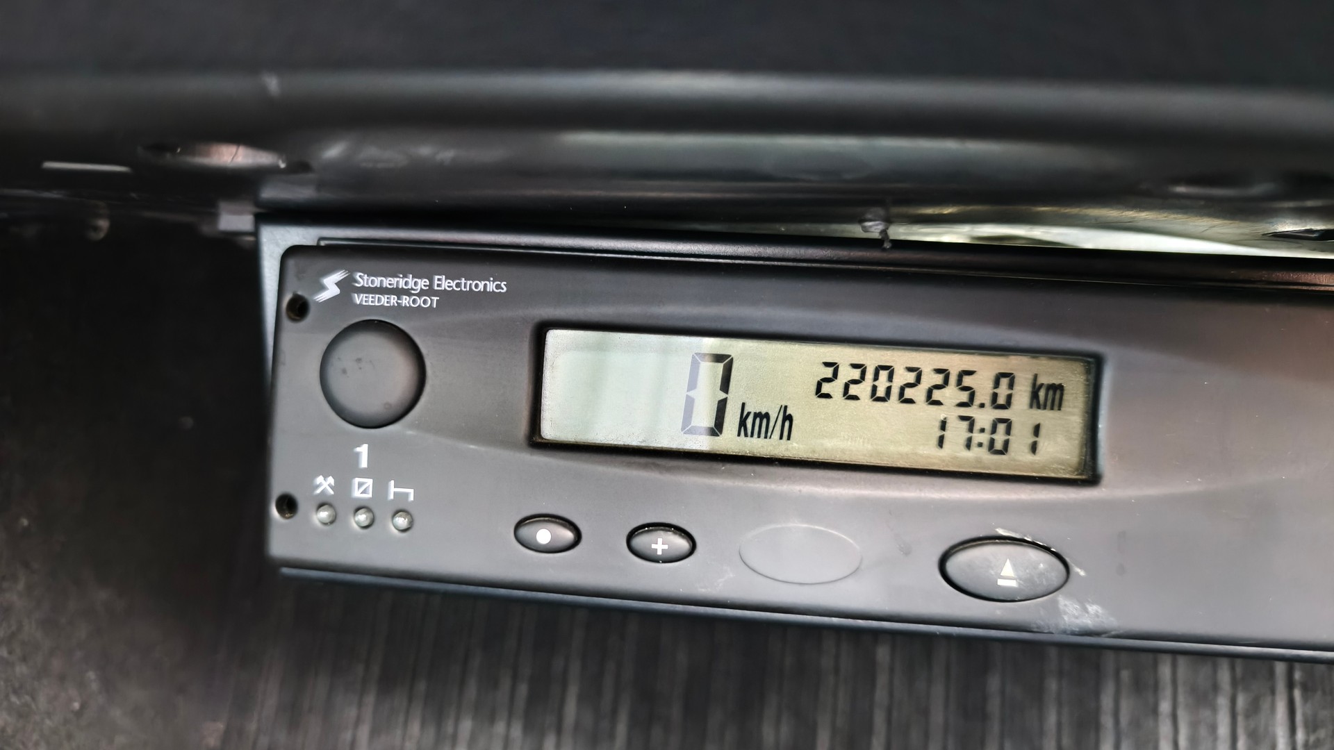 MERCEDES-BENZ E 250 BlueTEC 4Matic 7G-Tronic-image-6