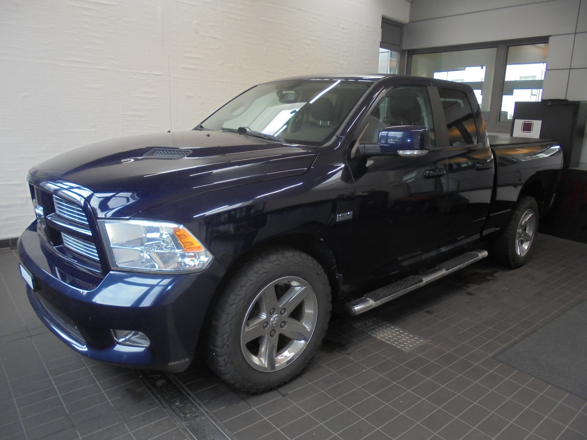 DODGE HEMI V8 5.7 4x4-image-0