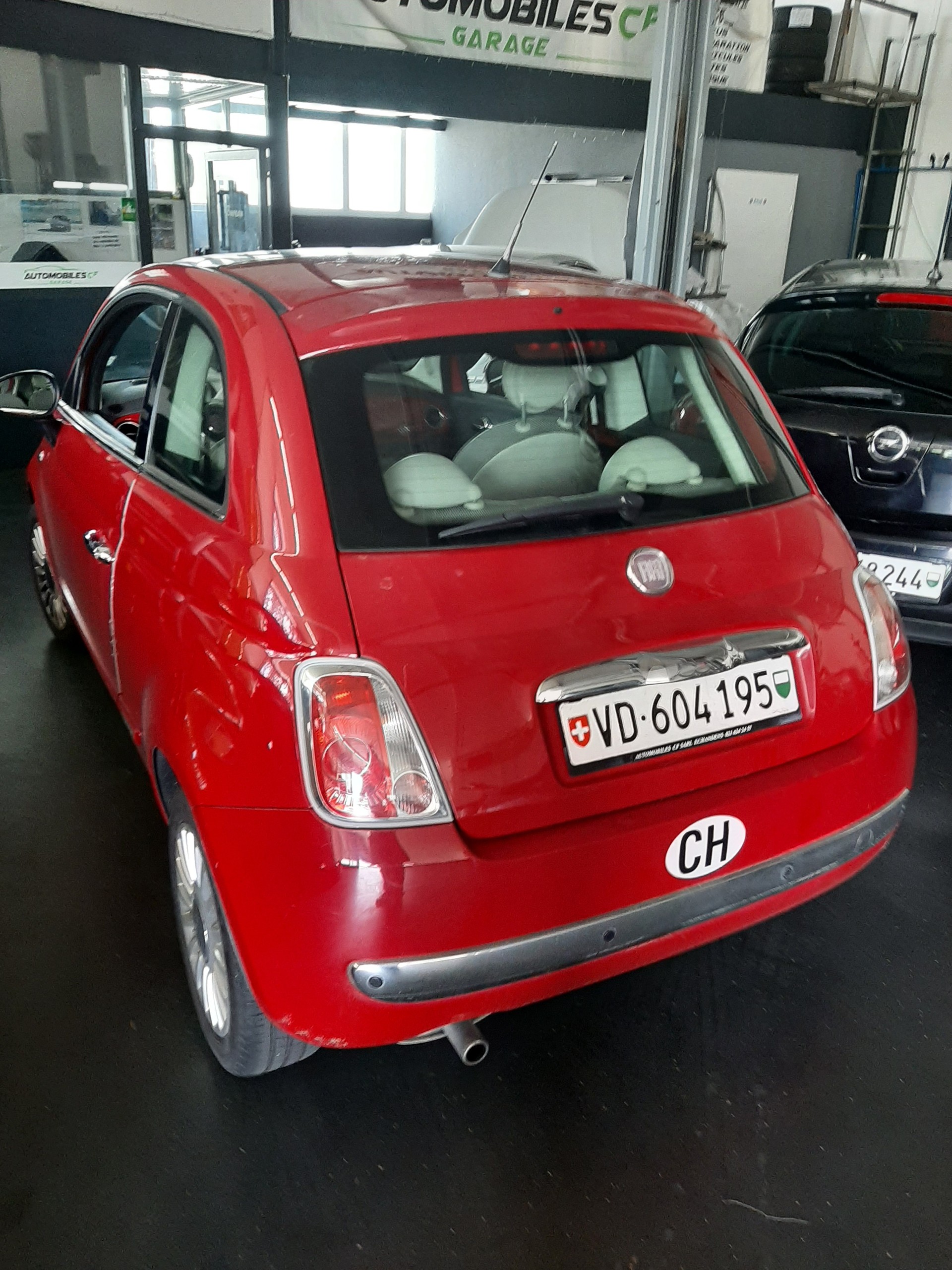 FIAT 500 1.2 Lounge-image-1