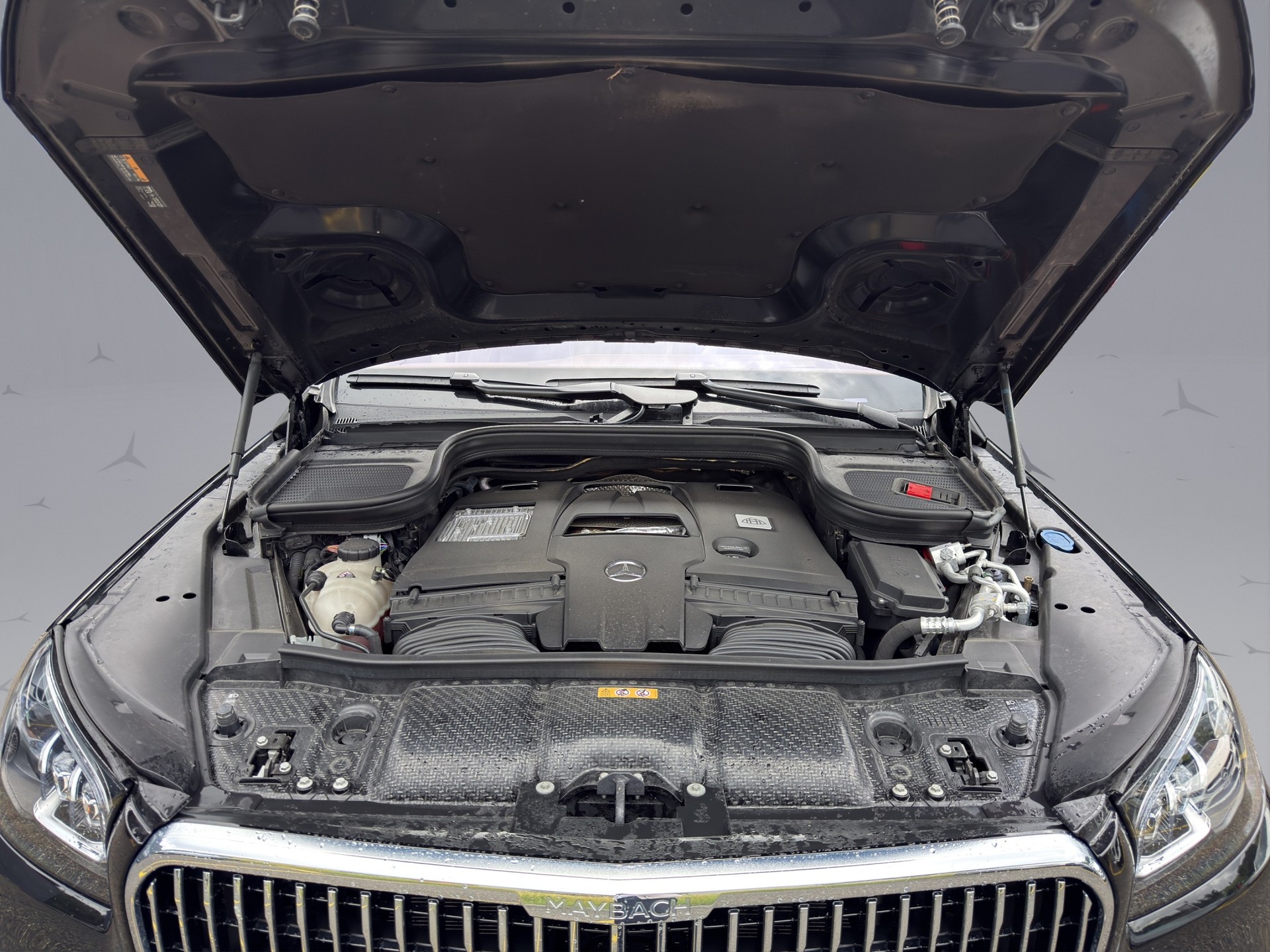 MERCEDES-BENZ GLS 600 4matic+ Maybach-image-18