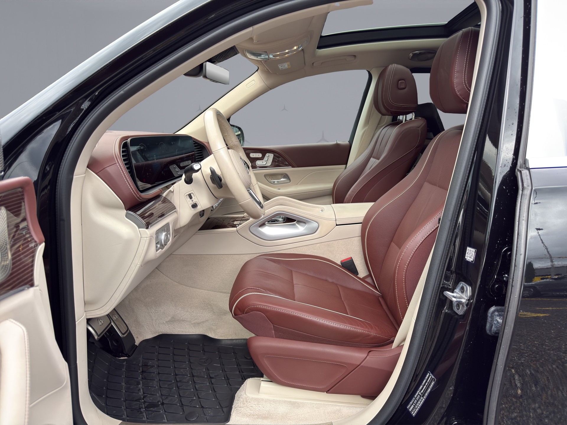 MERCEDES-BENZ GLS 600 4matic+ Maybach-image-8