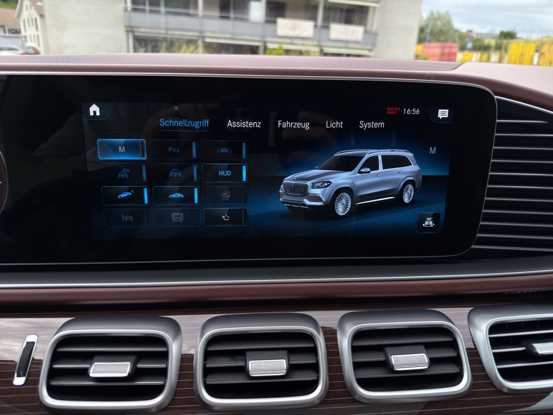 MERCEDES-BENZ GLS 600 4matic+ Maybach-image-27