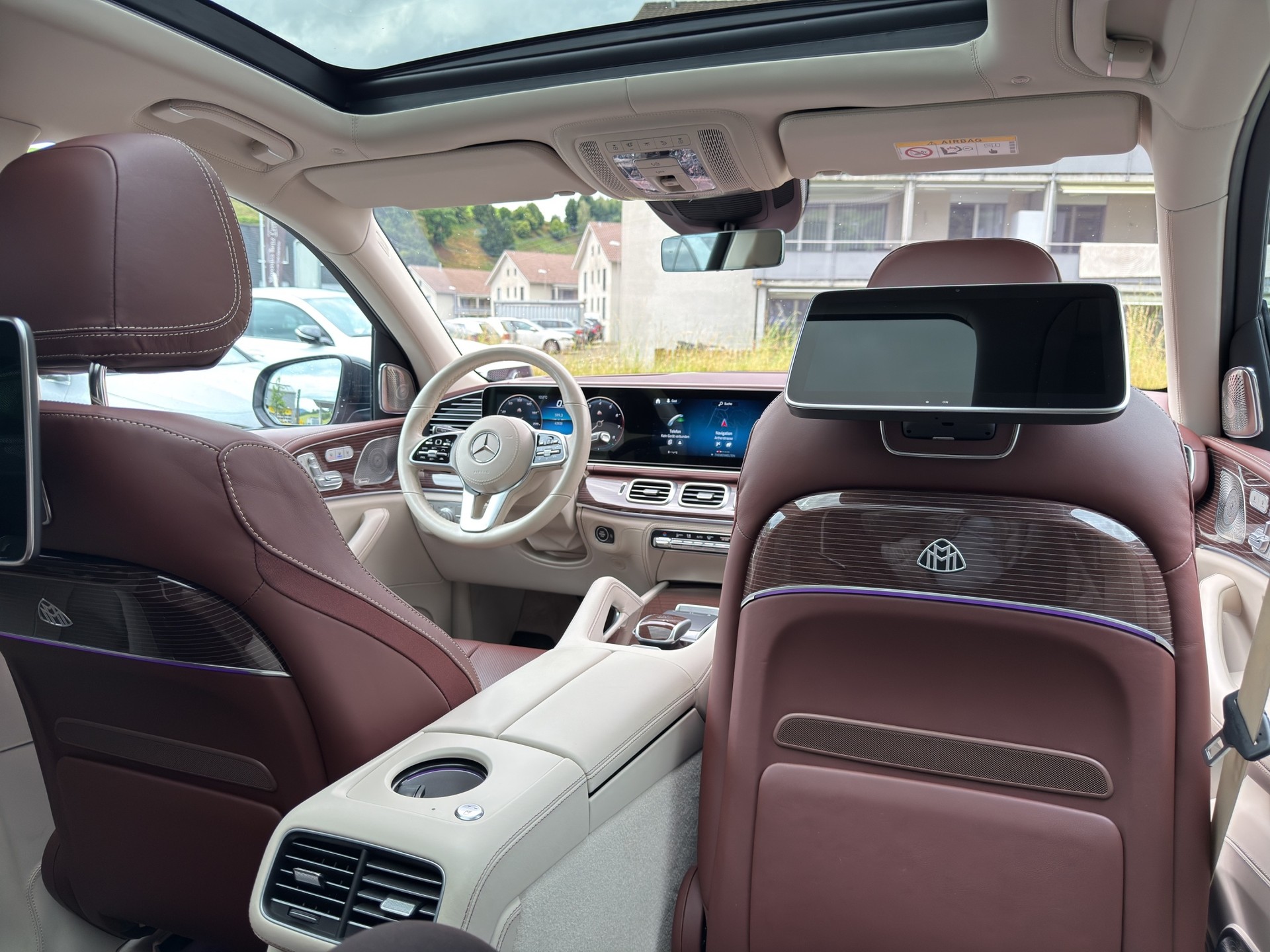 MERCEDES-BENZ GLS 600 4matic+ Maybach-image-25
