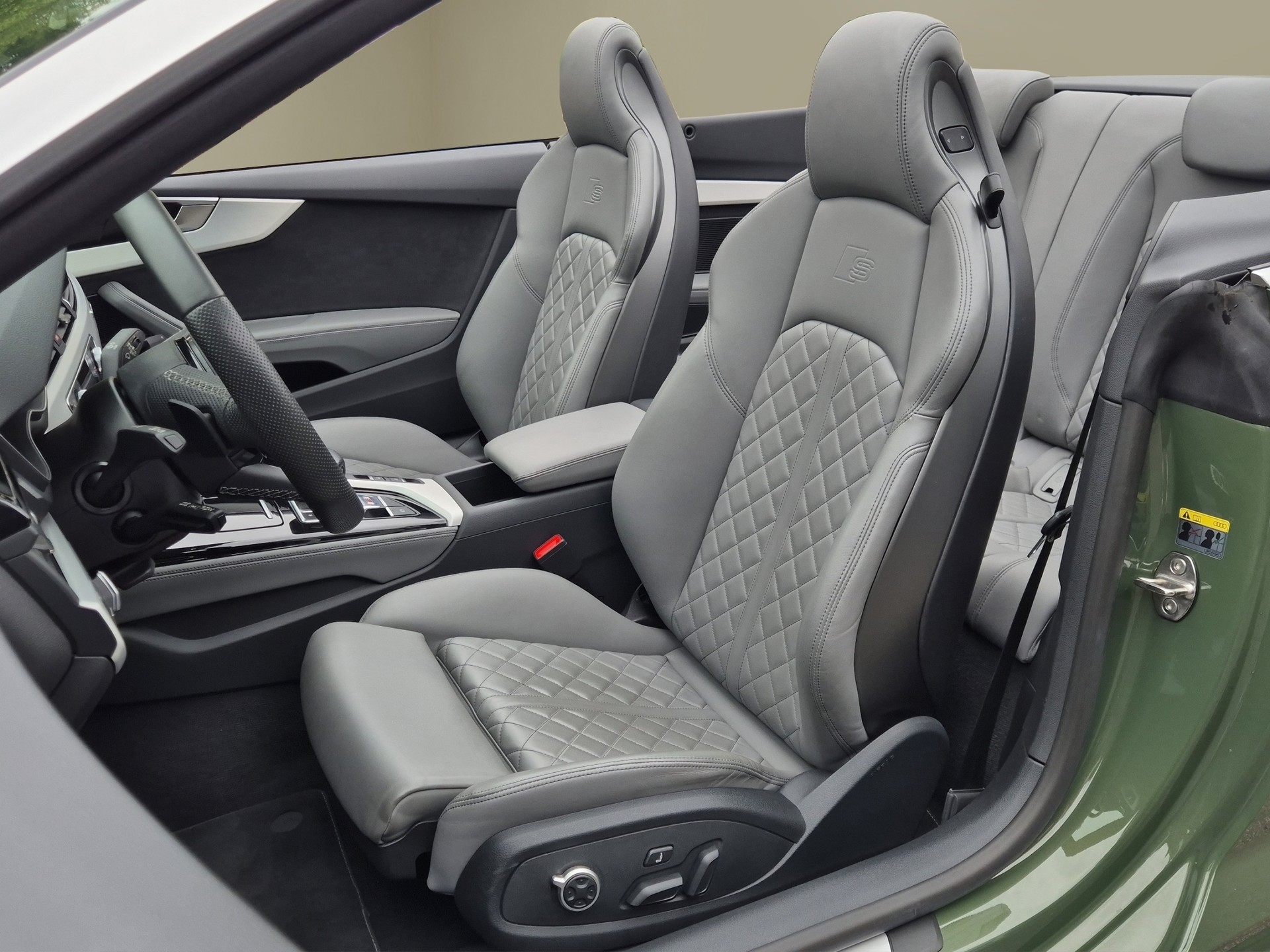 AUDI S5 Cabriolet 3.0 TFSI quattro tiptronic-image-7