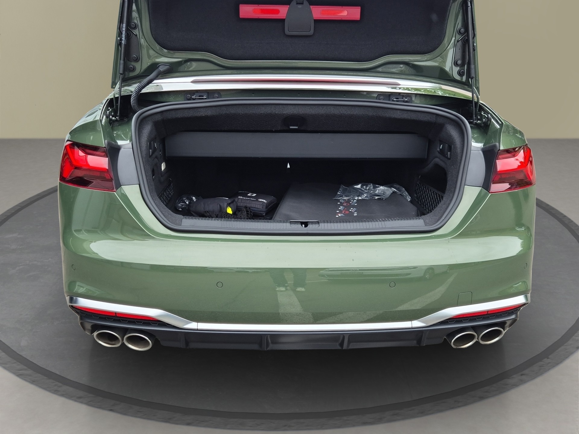AUDI S5 Cabriolet 3.0 TFSI quattro tiptronic-image-22