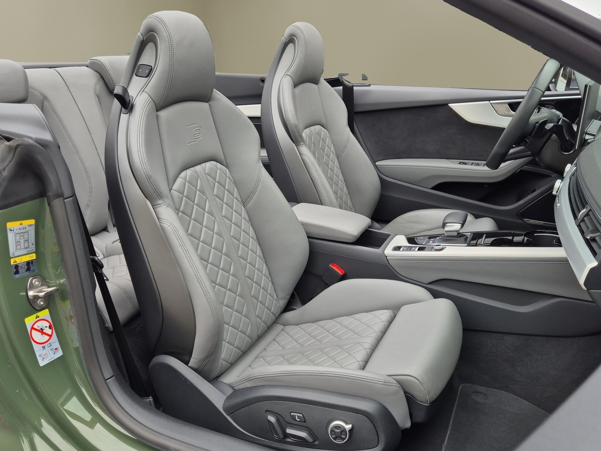 AUDI S5 Cabriolet 3.0 TFSI quattro tiptronic-image-15