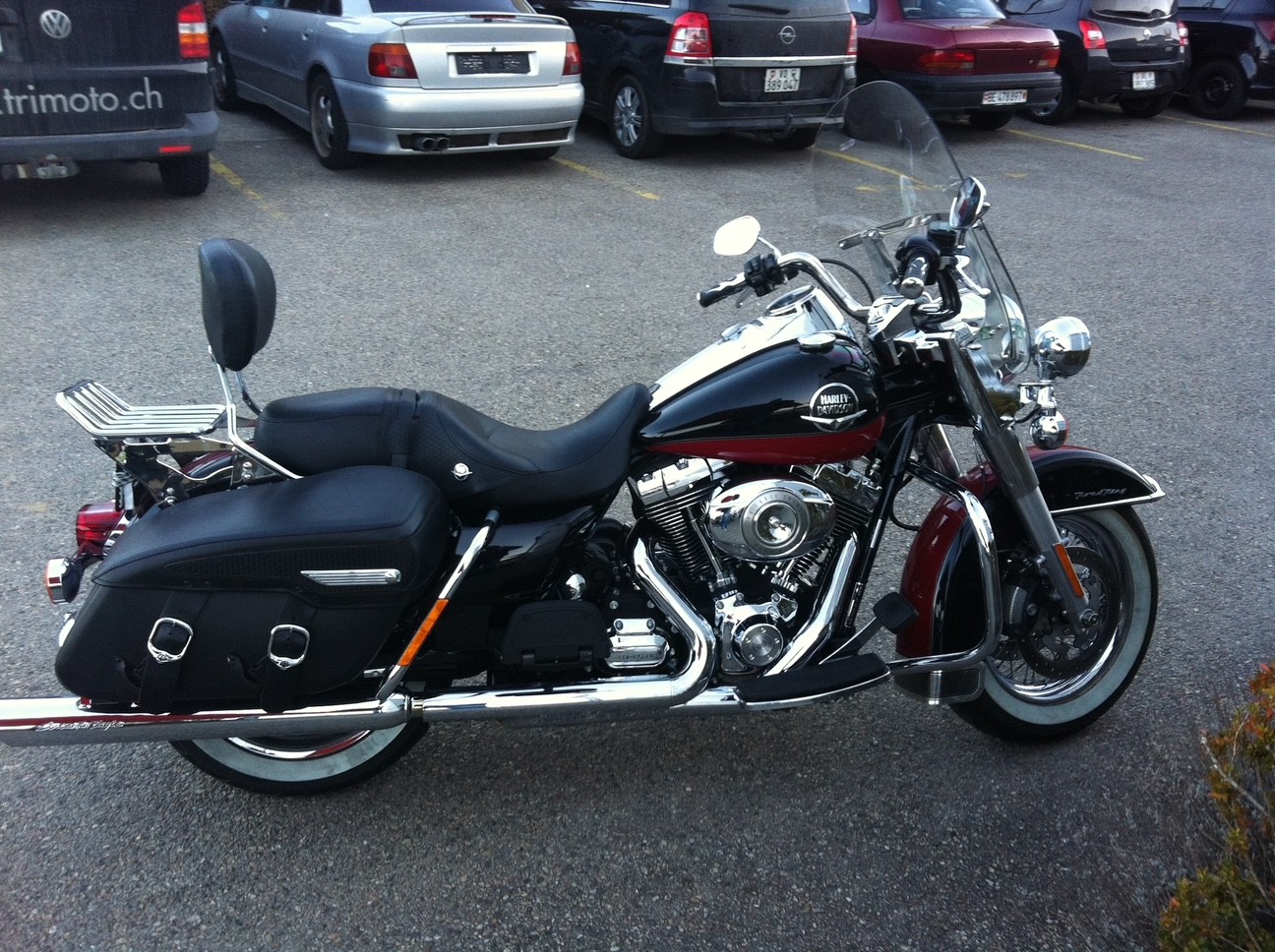 HARLEY-DAVIDSON FLHRC Road King Classic ABS-image-5