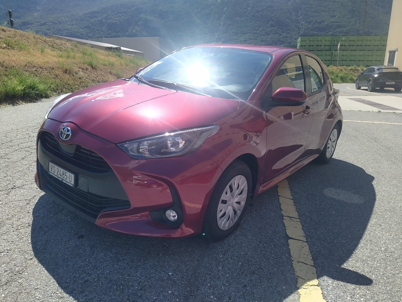 TOYOTA 1.5 VVT-i HSD Active