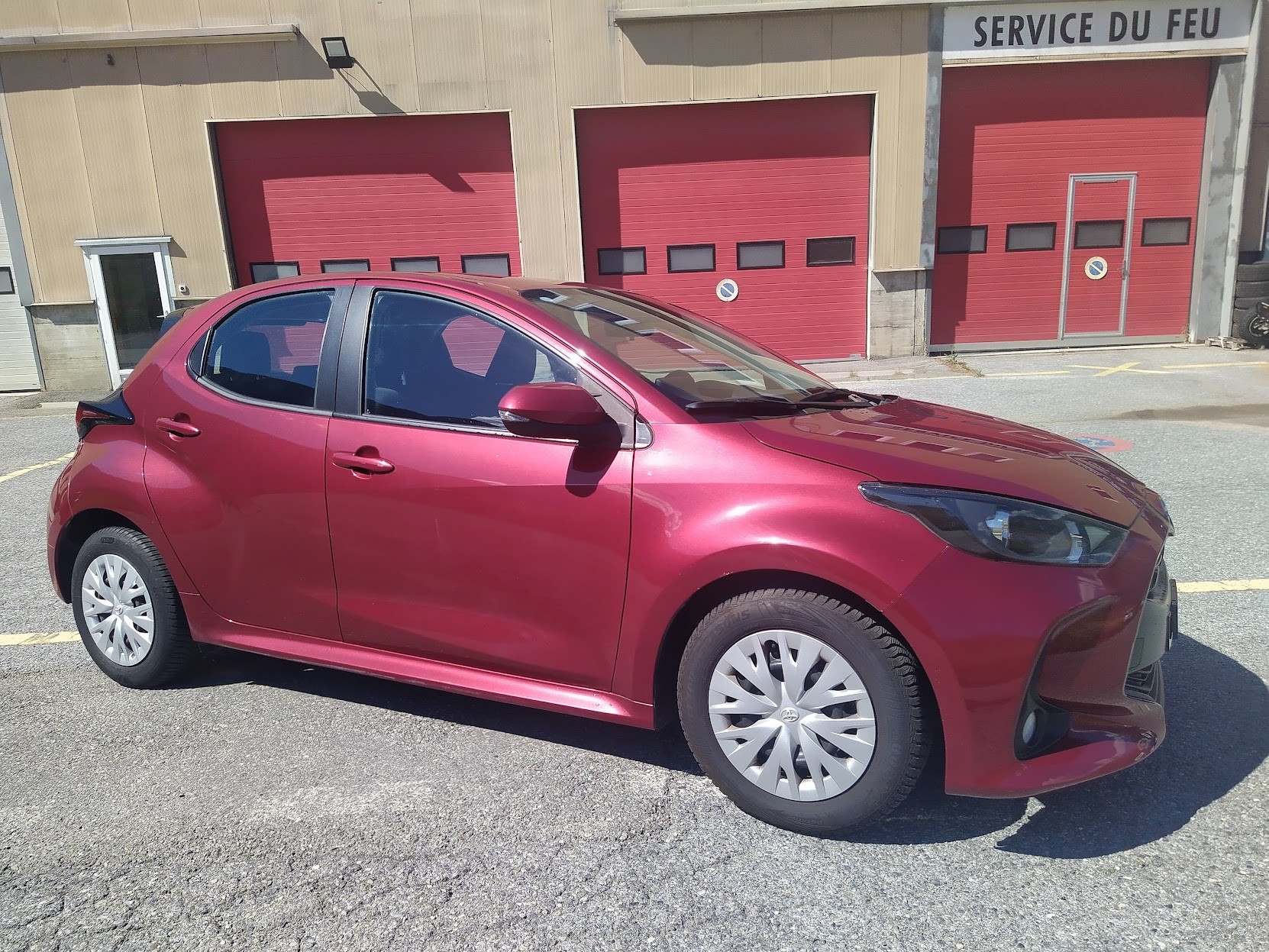 TOYOTA 1.5 VVT-i HSD Active-image-3