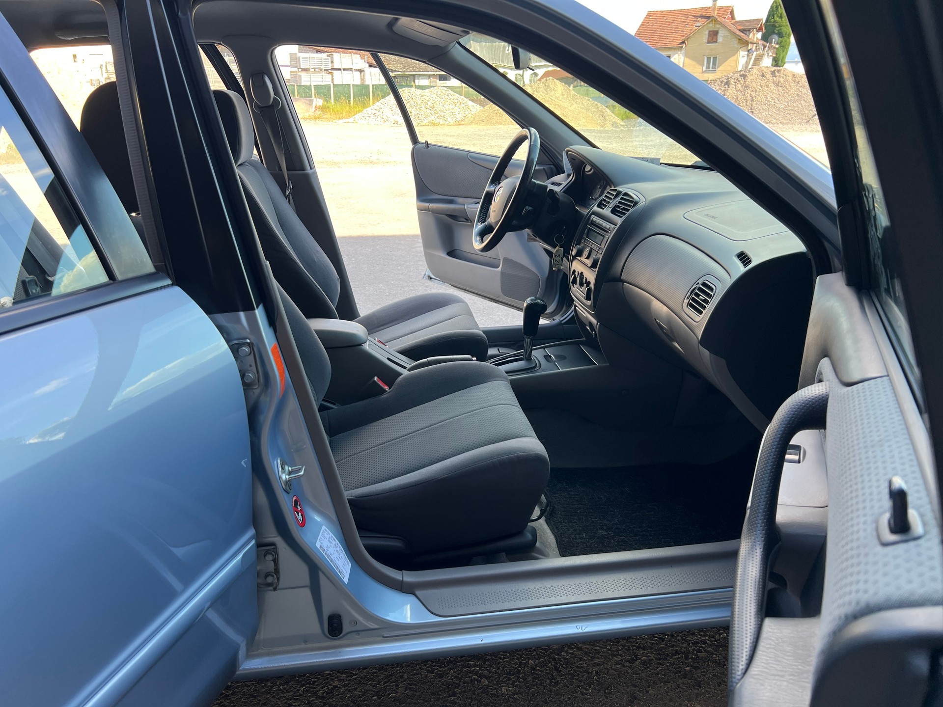 MAZDA 323 F 2.0i-16V GT-image-7