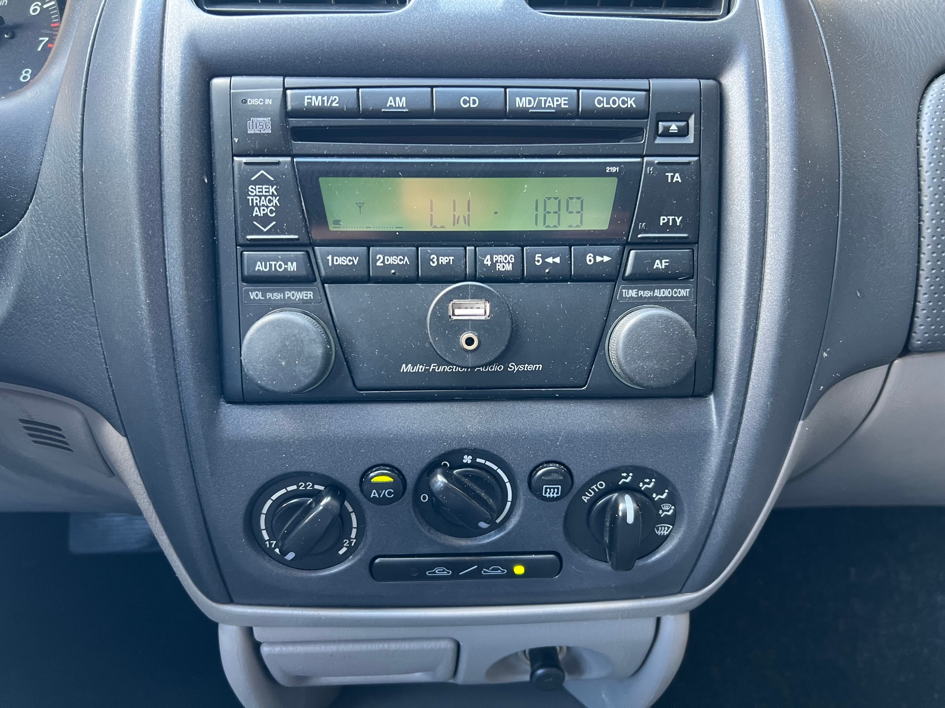 MAZDA 323 F 2.0i-16V GT-image-13