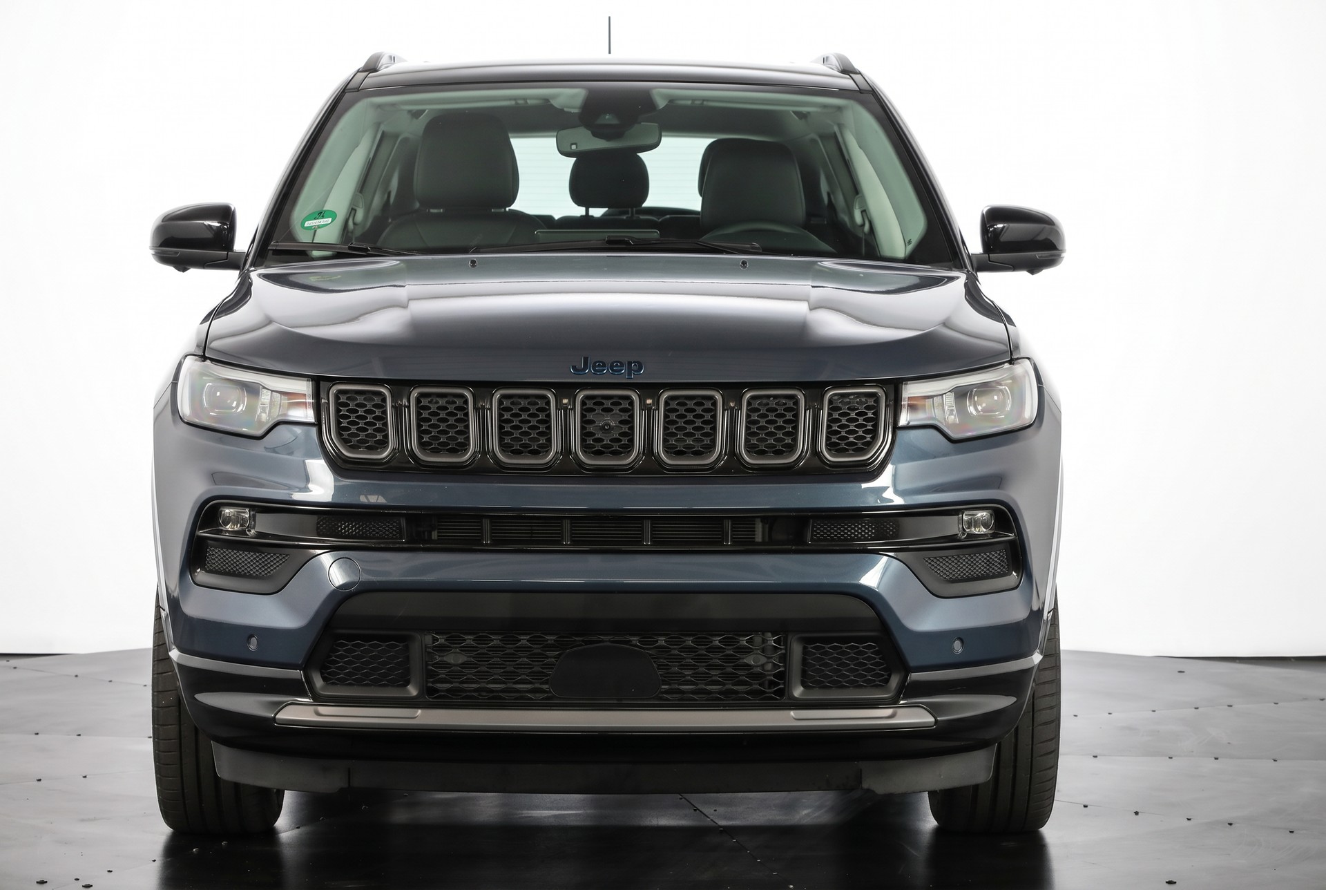 JEEP Compass 1.3 T PHEV S Sky AWD-showroom-element-1