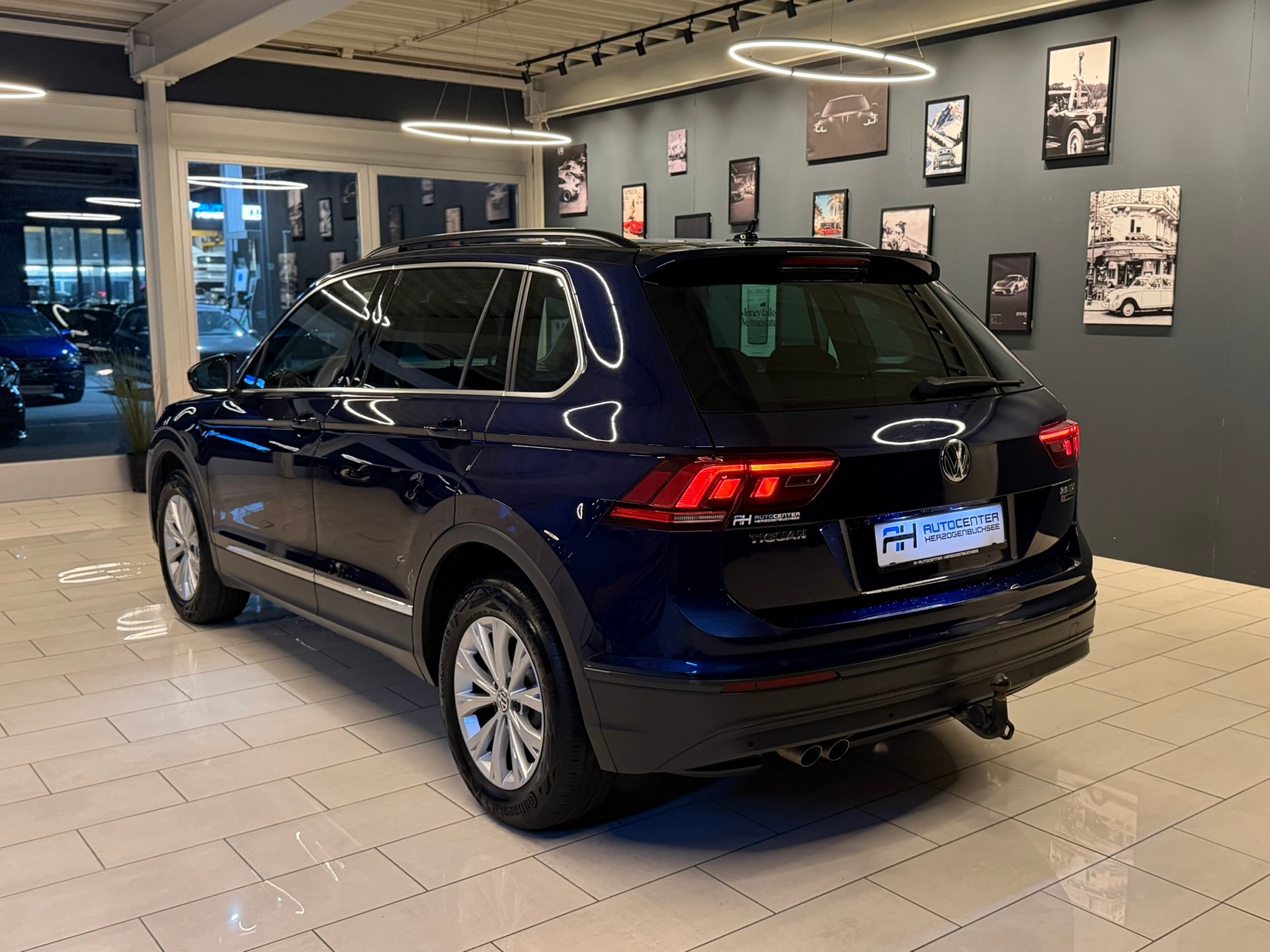 VW Tiguan 2.0 TDI SCR Comfortline 4Motion DSG-image-4