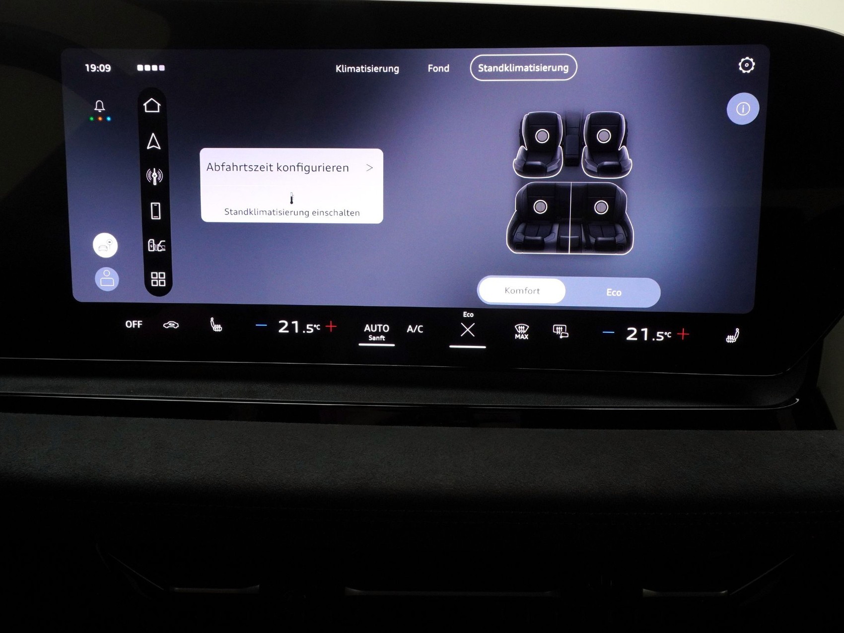 AUDI Q6 e-tron quattro S line-image-22
