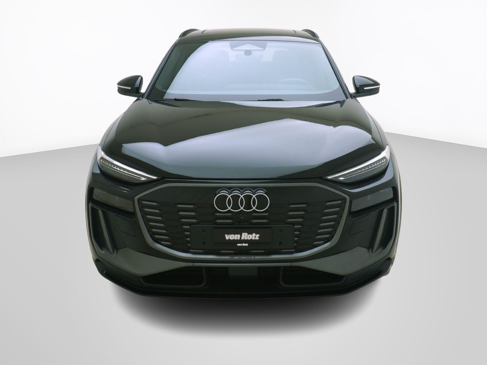 AUDI Q6 e-tron quattro S line-image-6