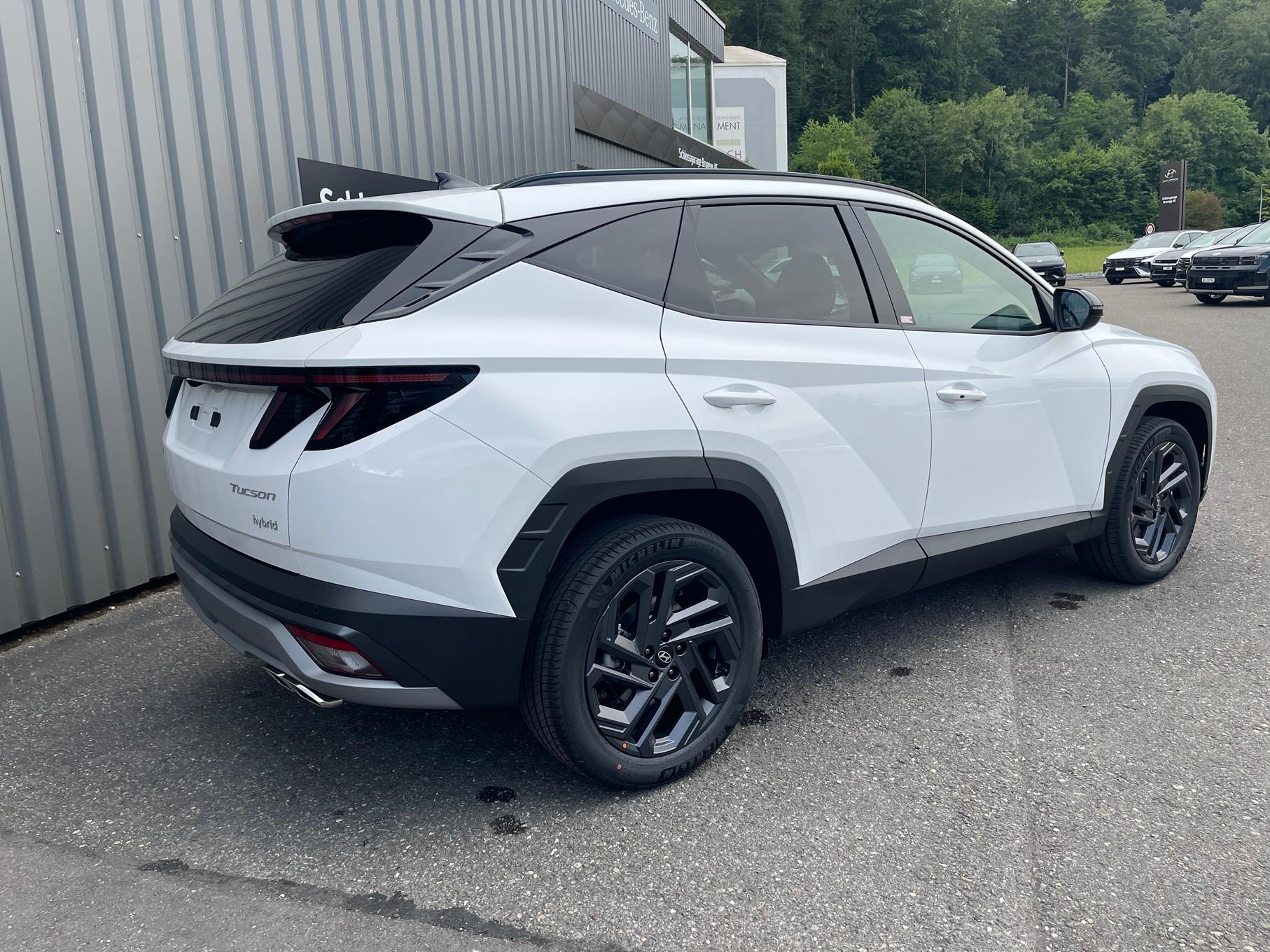 HYUNDAI Tucson 1.6 T-GDi HEV Origo Blackline 4WD-image-2