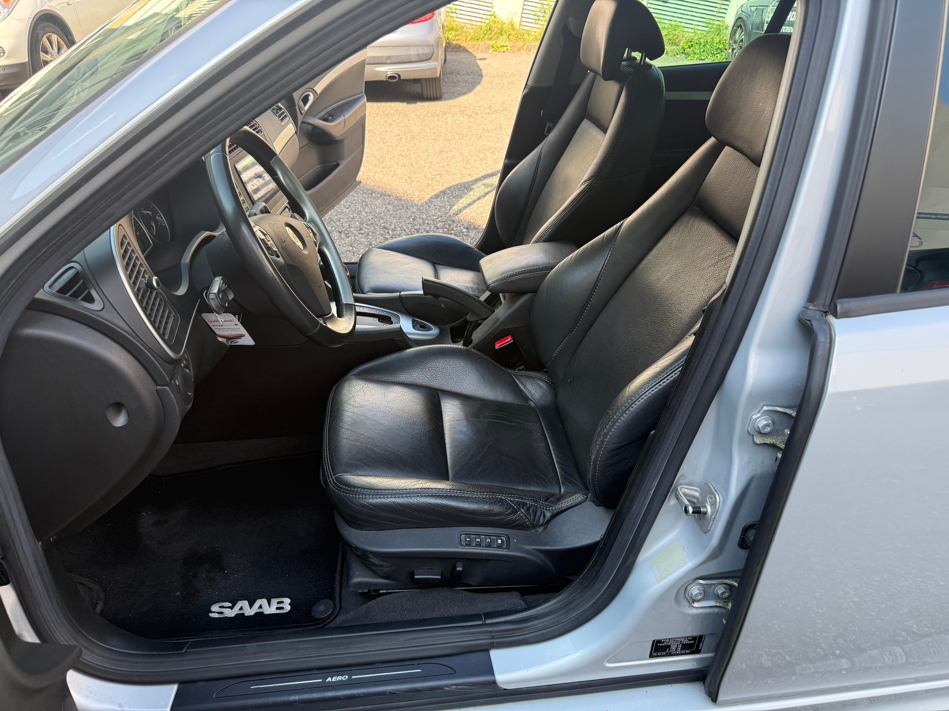 SAAB 9-3 2.8T V6 Aero XWD Automatic-image-6