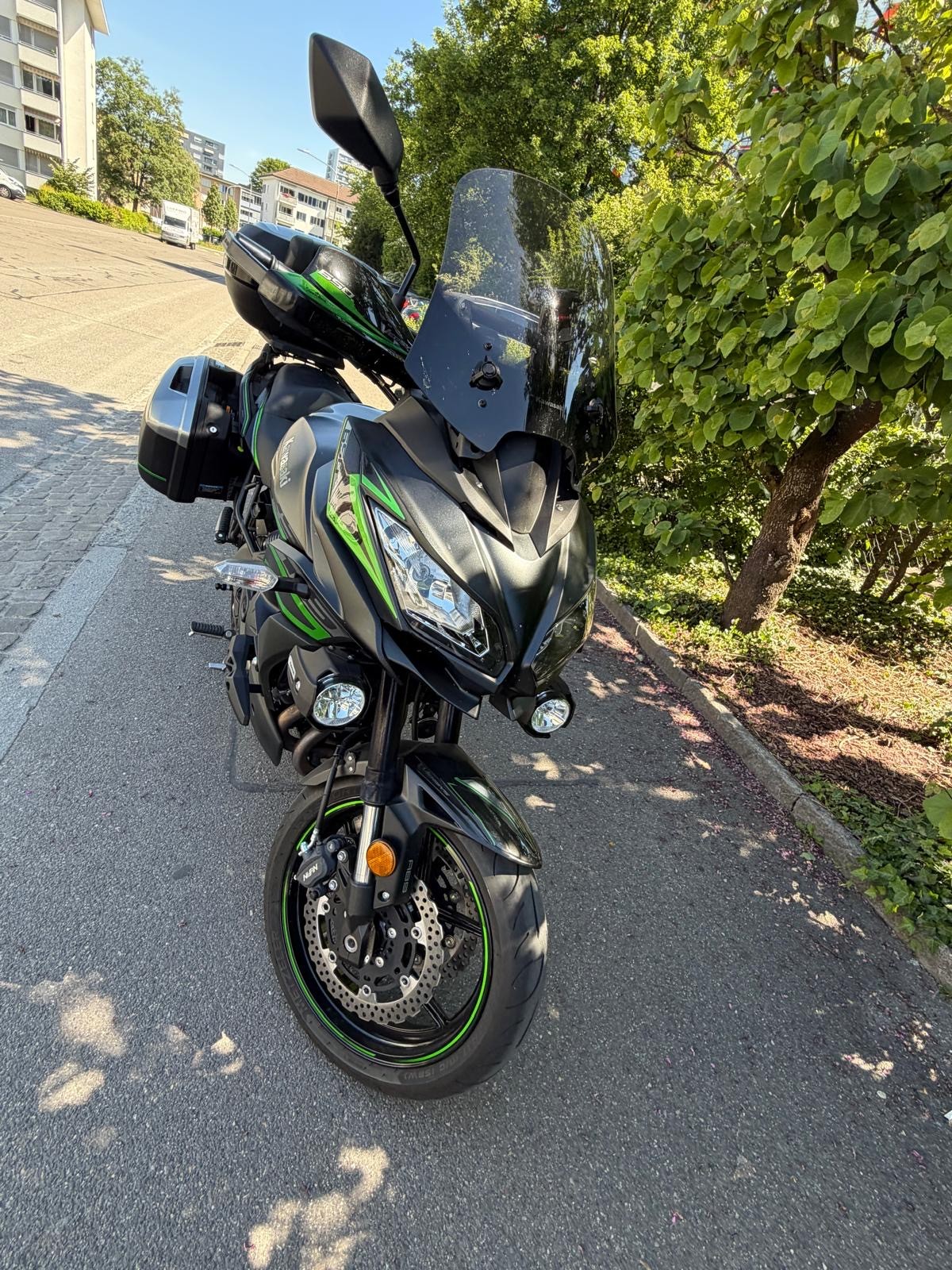 KAWASAKI Versys 650 ABS Tourer-image-2