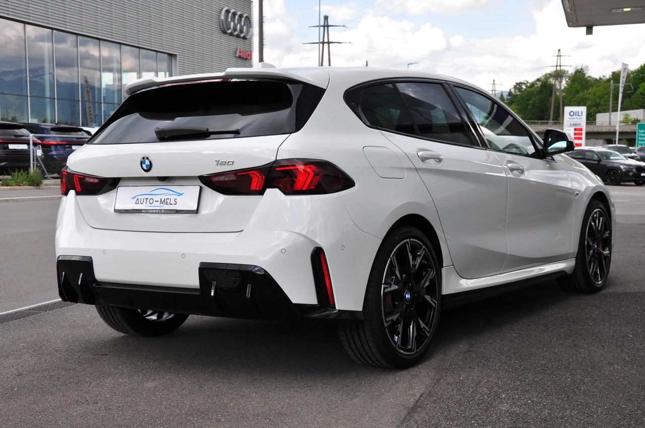 BMW 120 M Sport Pro Steptronic-image-7