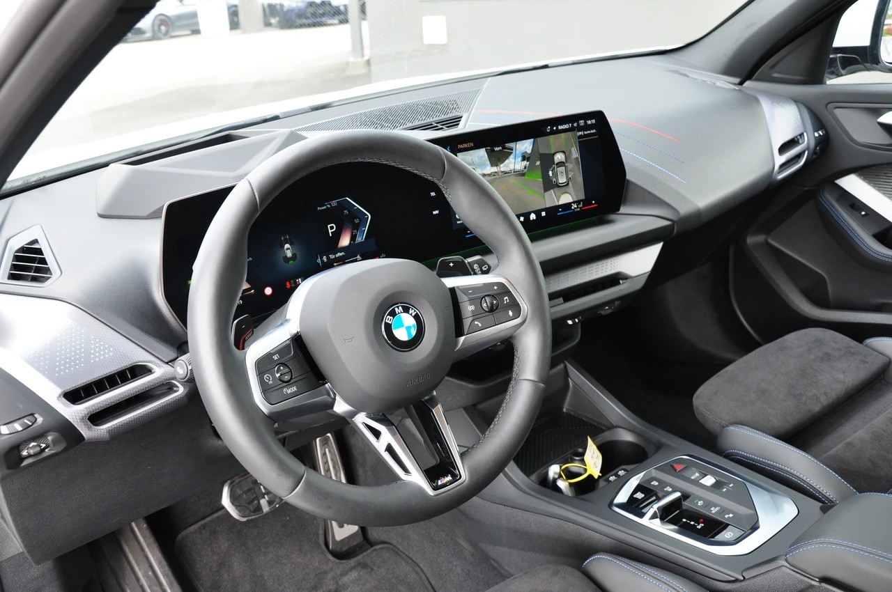 BMW 120 M Sport Pro Steptronic-image-16