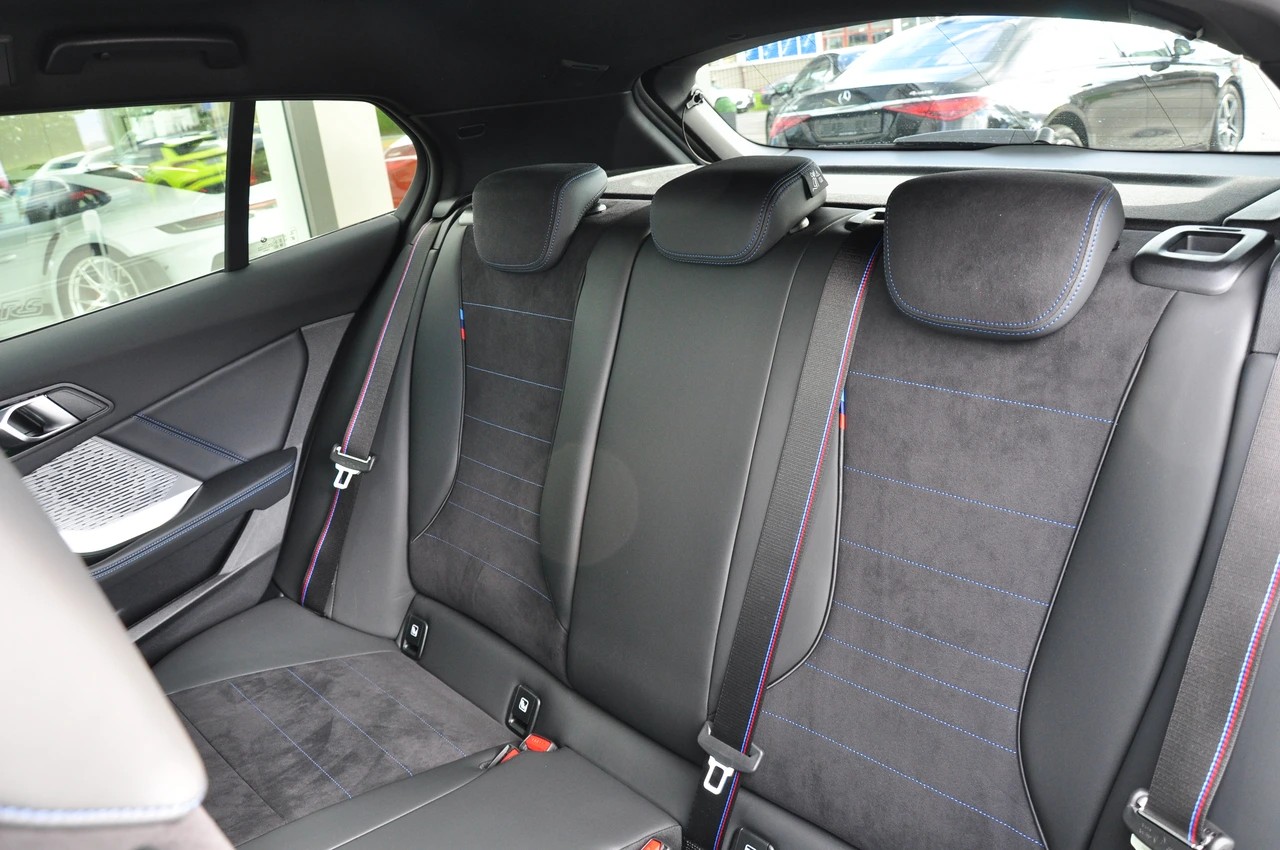 BMW 120 M Sport Pro Steptronic-image-21