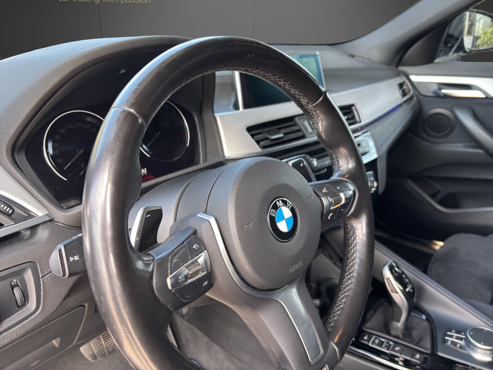 BMW X2 xDrive 20d M Sport Steptronic-showroom-element-3
