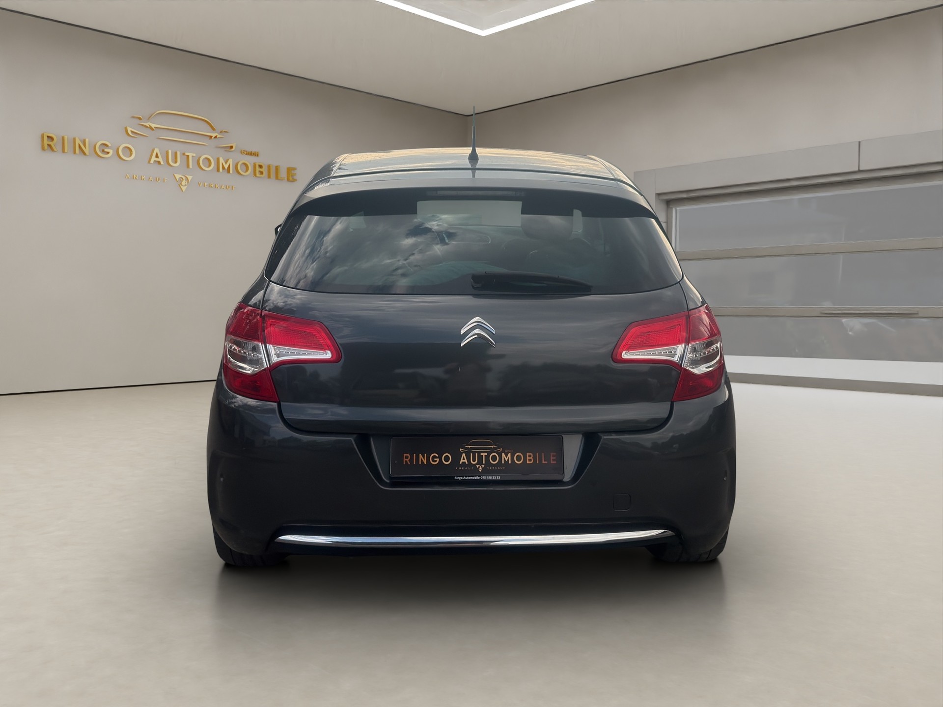CITROEN C4 1.6 e-HDi Exclusive EGS6-image-5