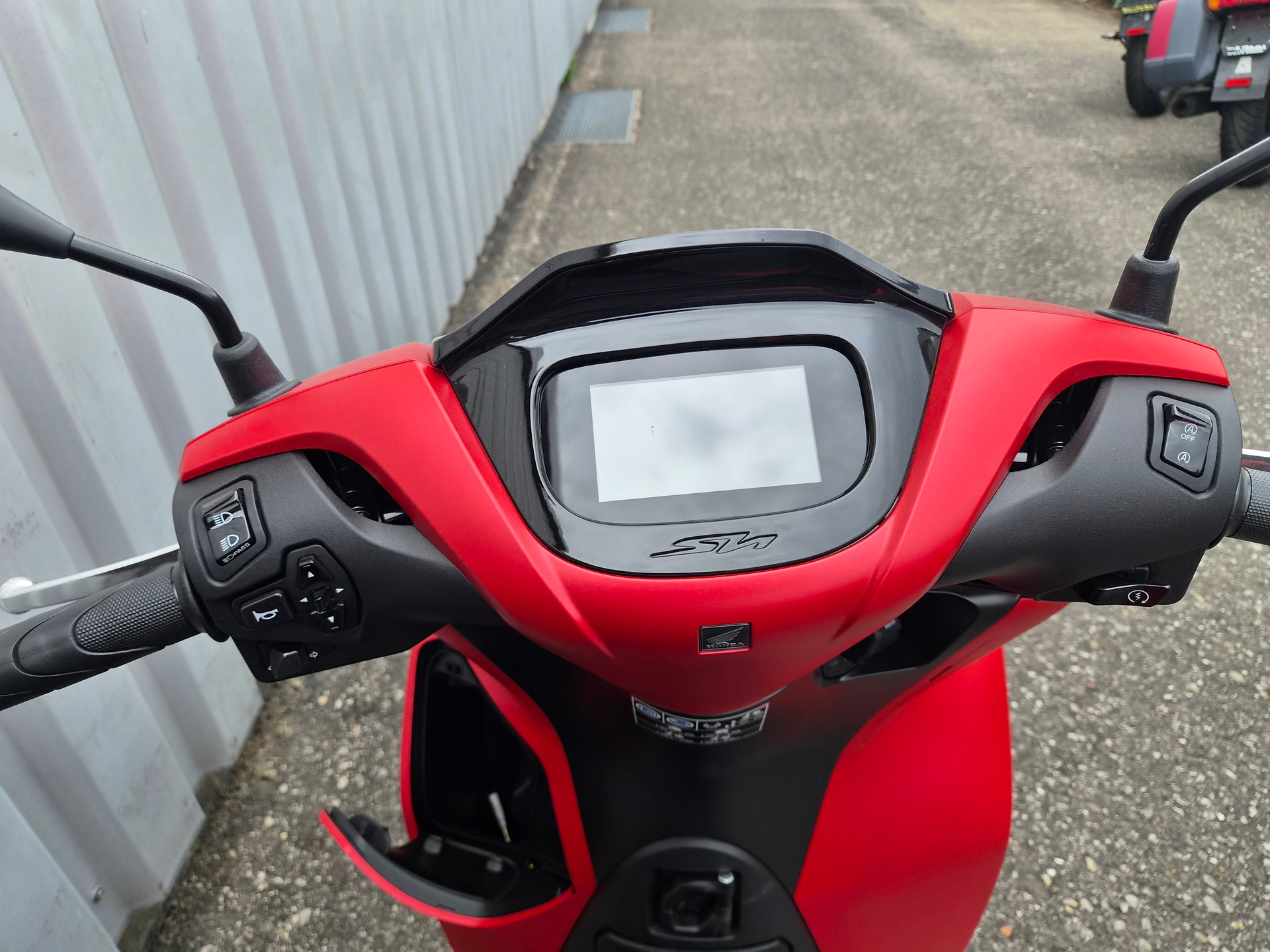 HONDA SH 150 INKL. TOP BOX-image-7