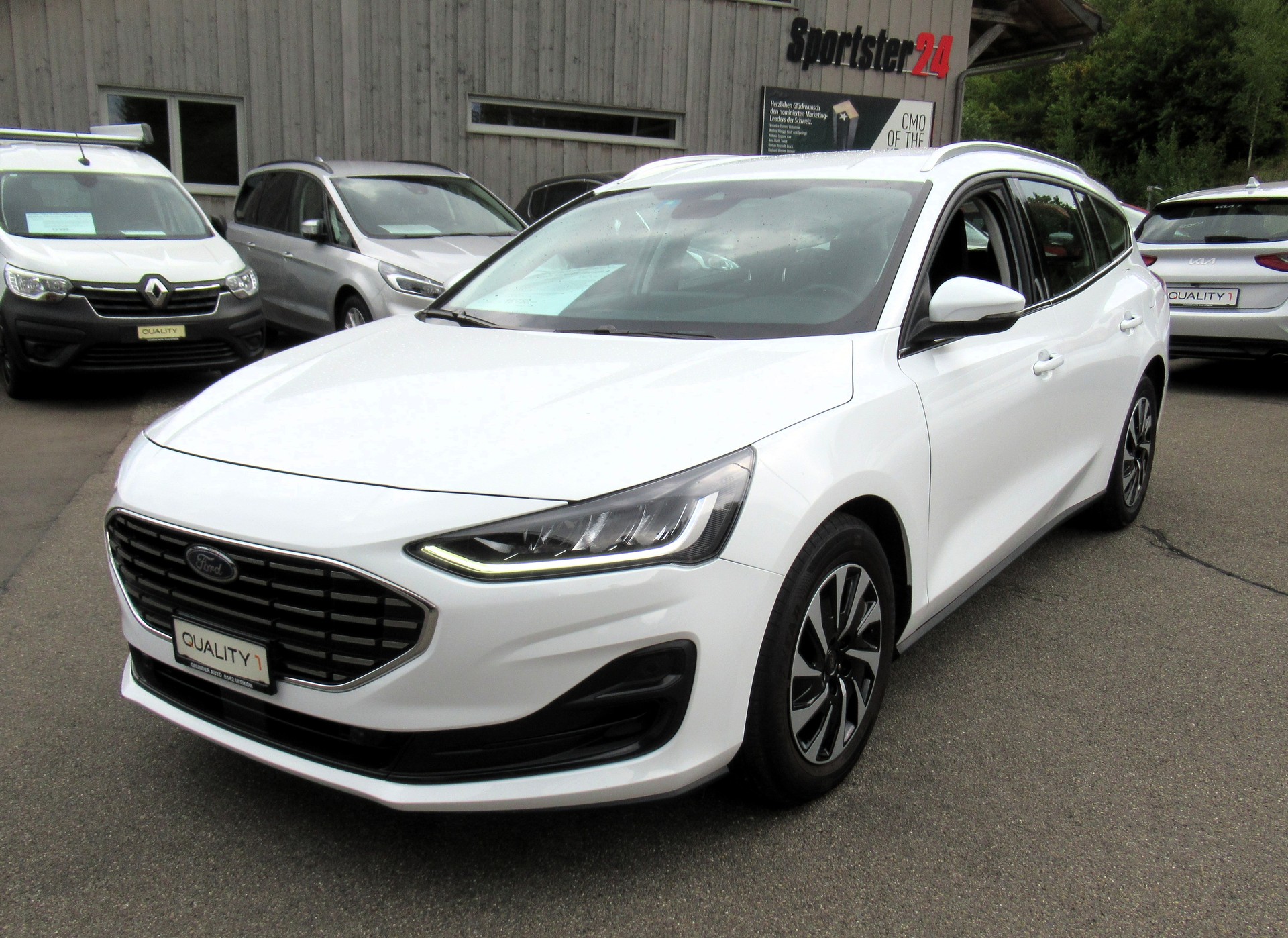 FORD Focus 1.0 MHEV Titanium Automat
