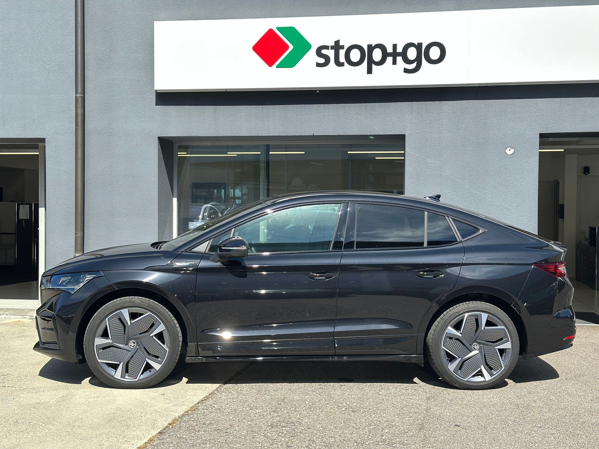 SKODA Enyaq Coupé RS iV 80 4x4-image-2