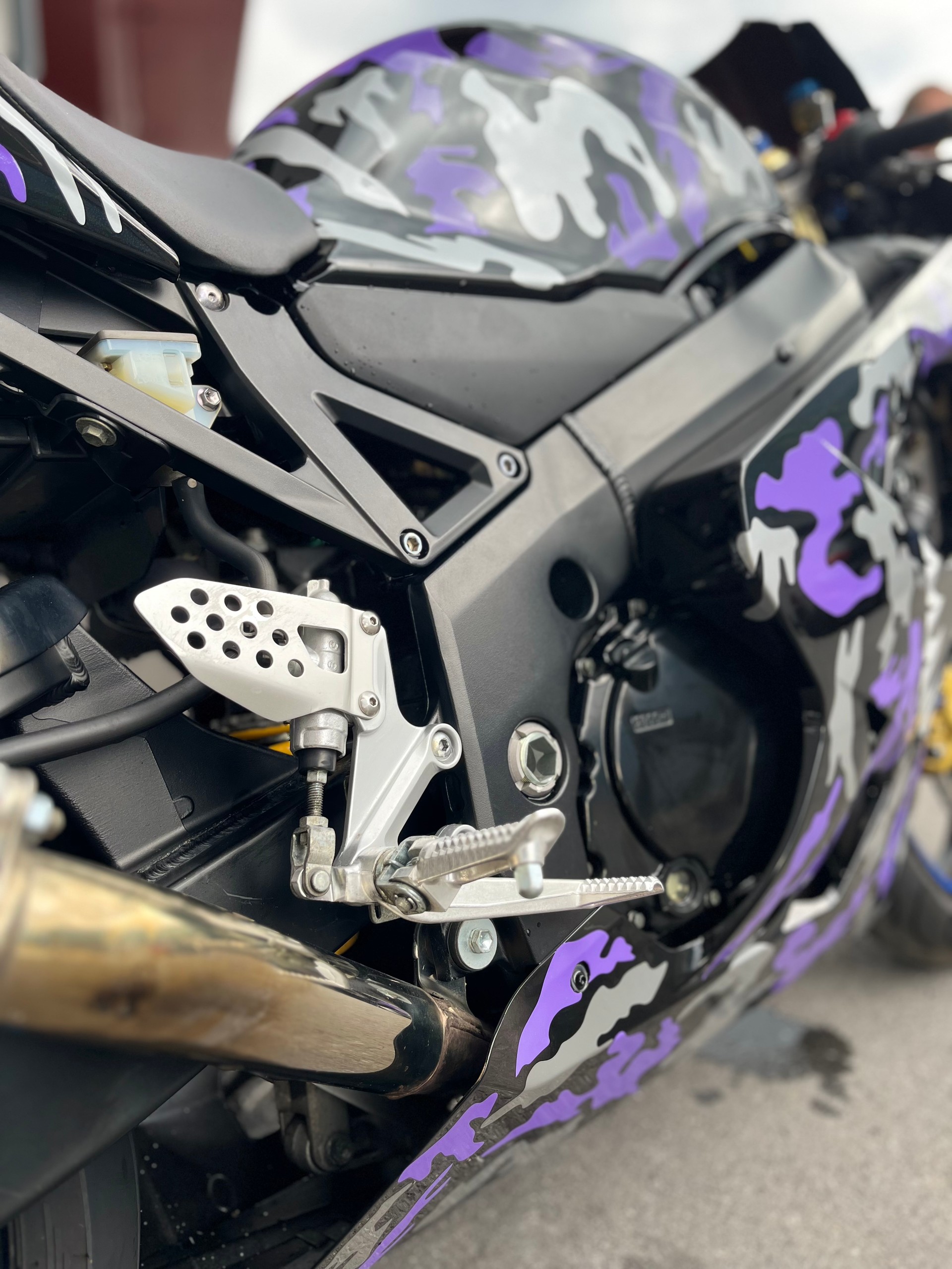SUZUKI GSX-R 600 K4/K5-image-5