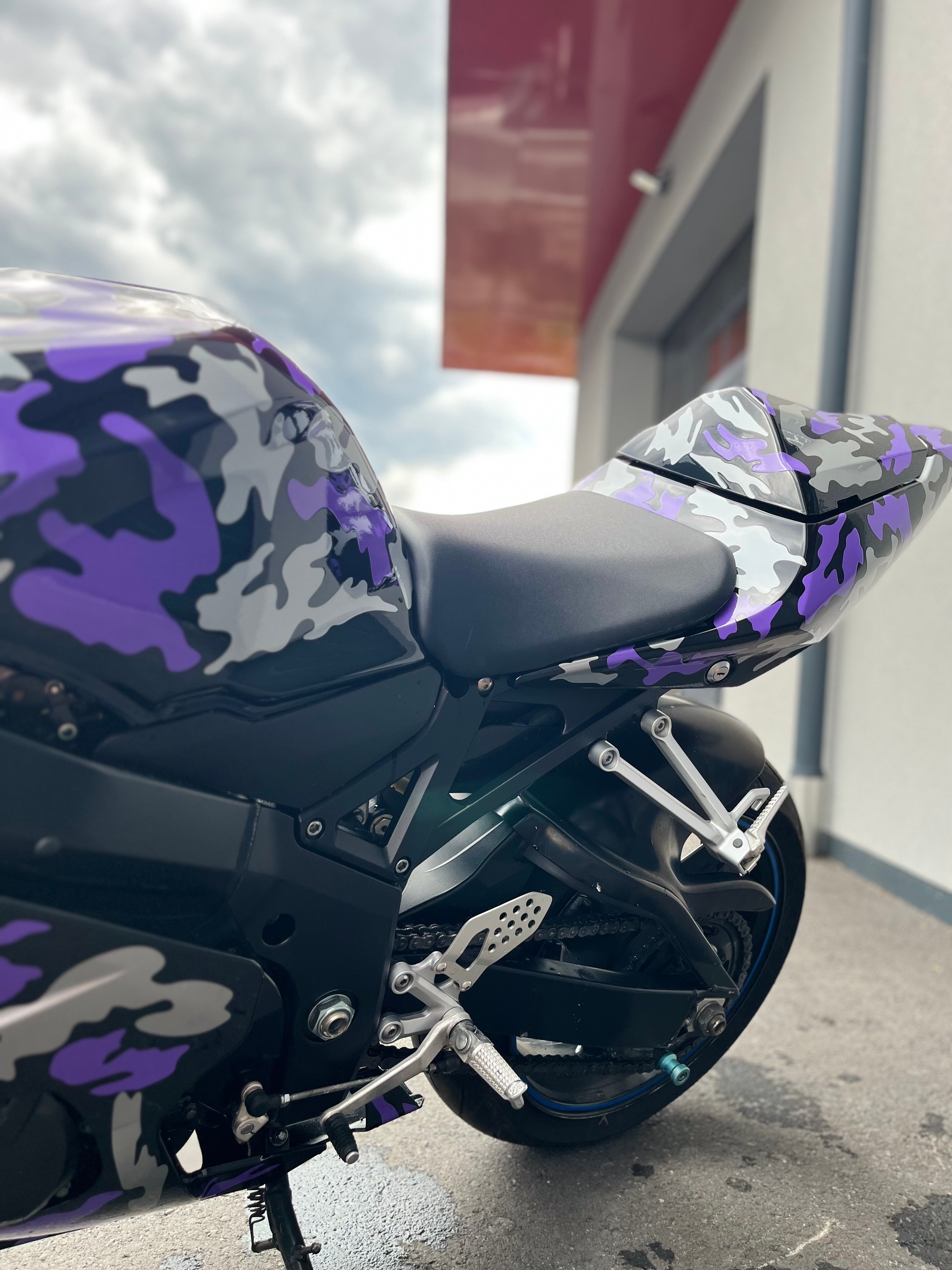 SUZUKI GSX-R 600 K4/K5-image-14