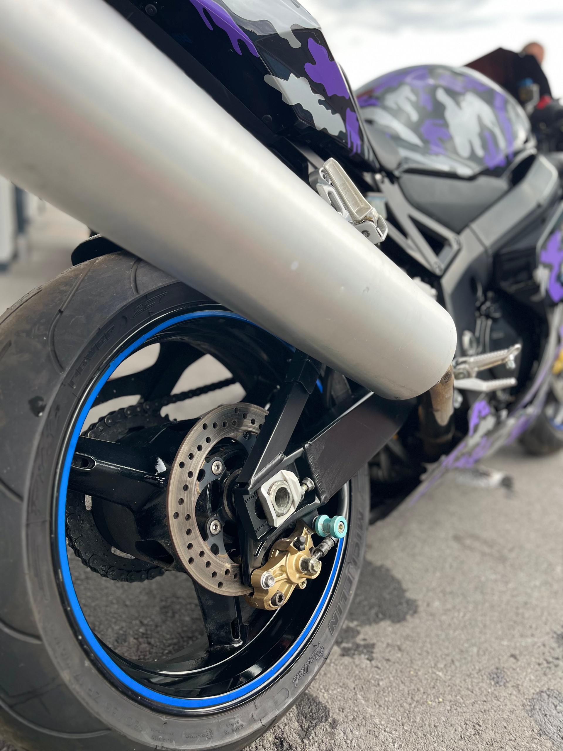 SUZUKI GSX-R 600 K4/K5-image-4