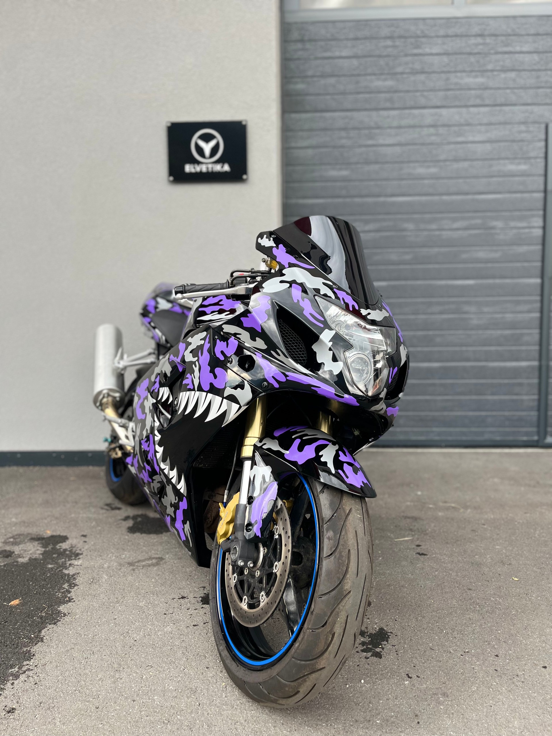 SUZUKI GSX-R 600 K4/K5-image-1