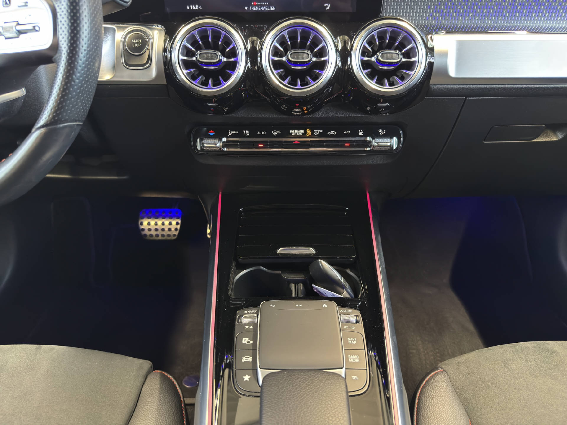 MERCEDES-BENZ EQB 300 AMG Line 4MATIC-image-10