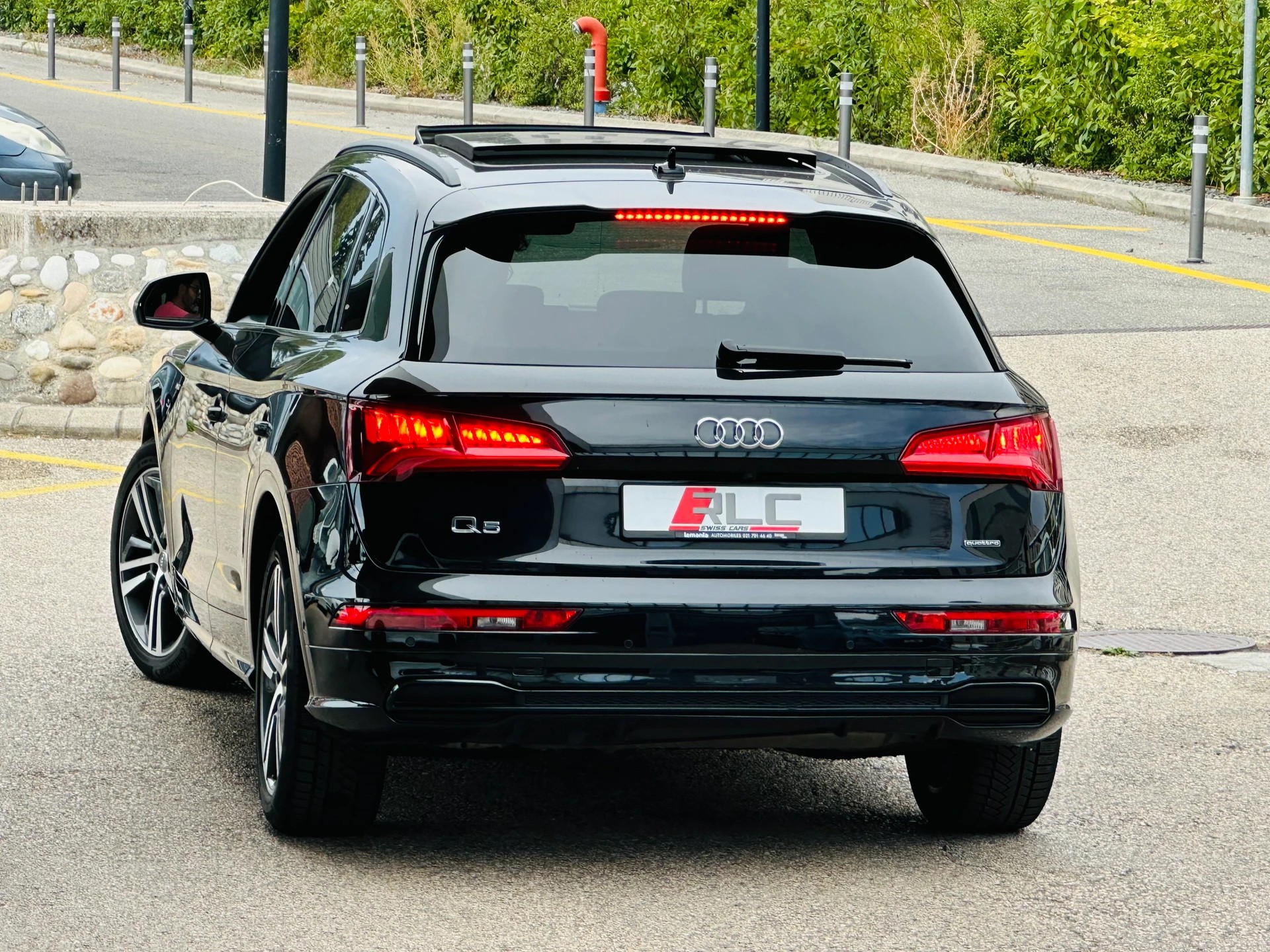 AUDI Q5 45 TFSI sport quattro S-tronic-image-9