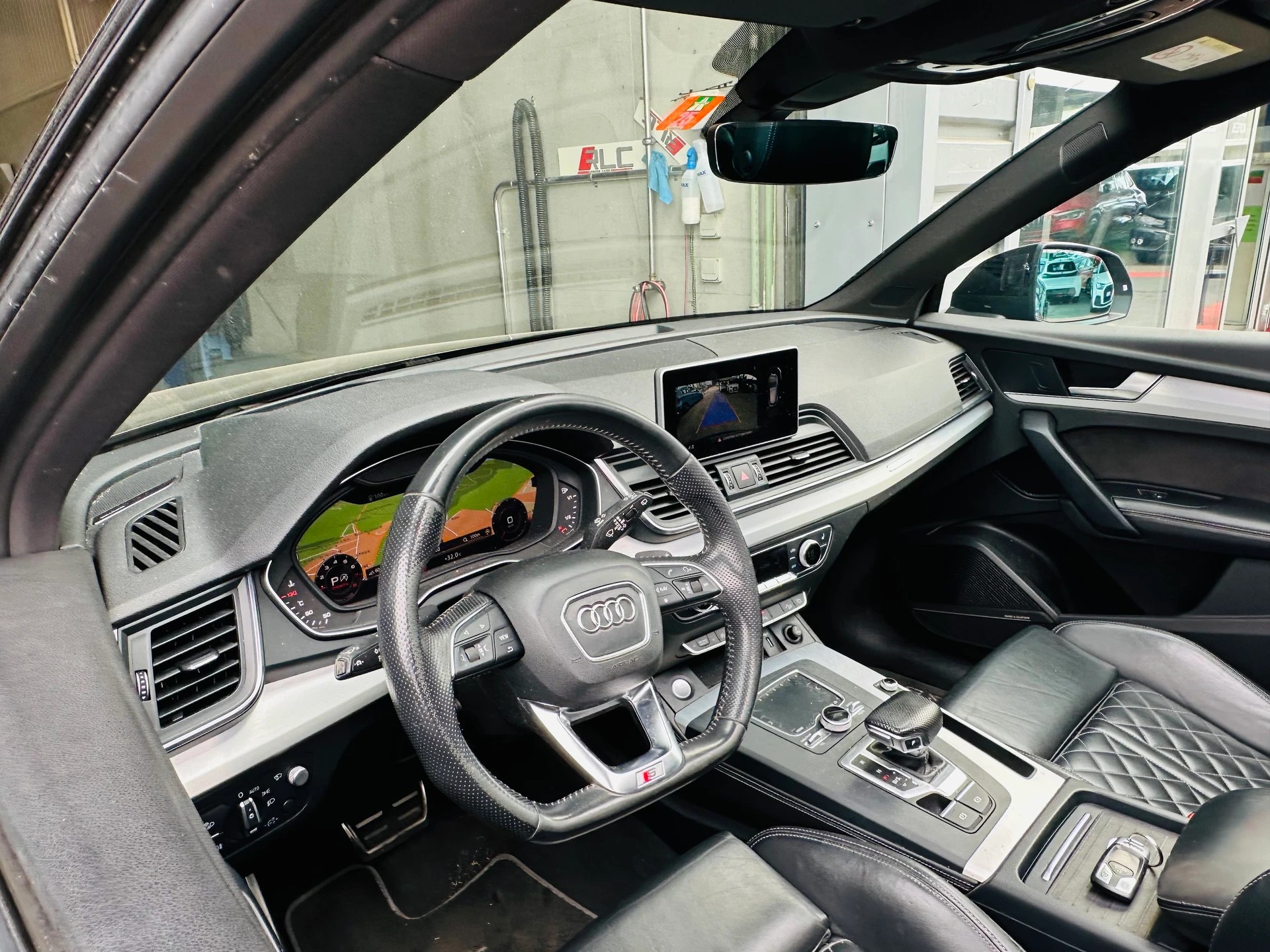 AUDI Q5 45 TFSI sport quattro S-tronic-image-16