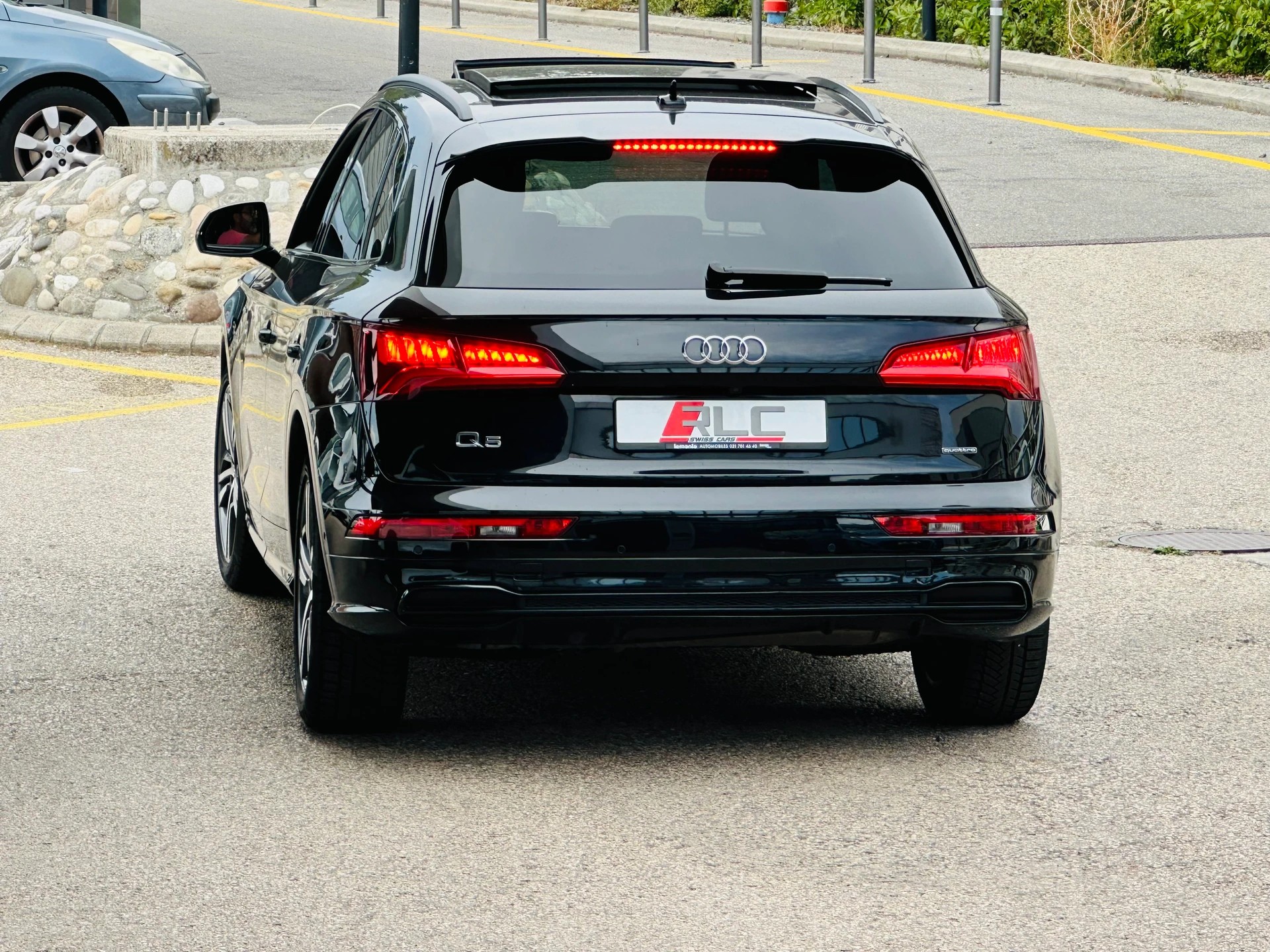 AUDI Q5 45 TFSI sport quattro S-tronic-image-10