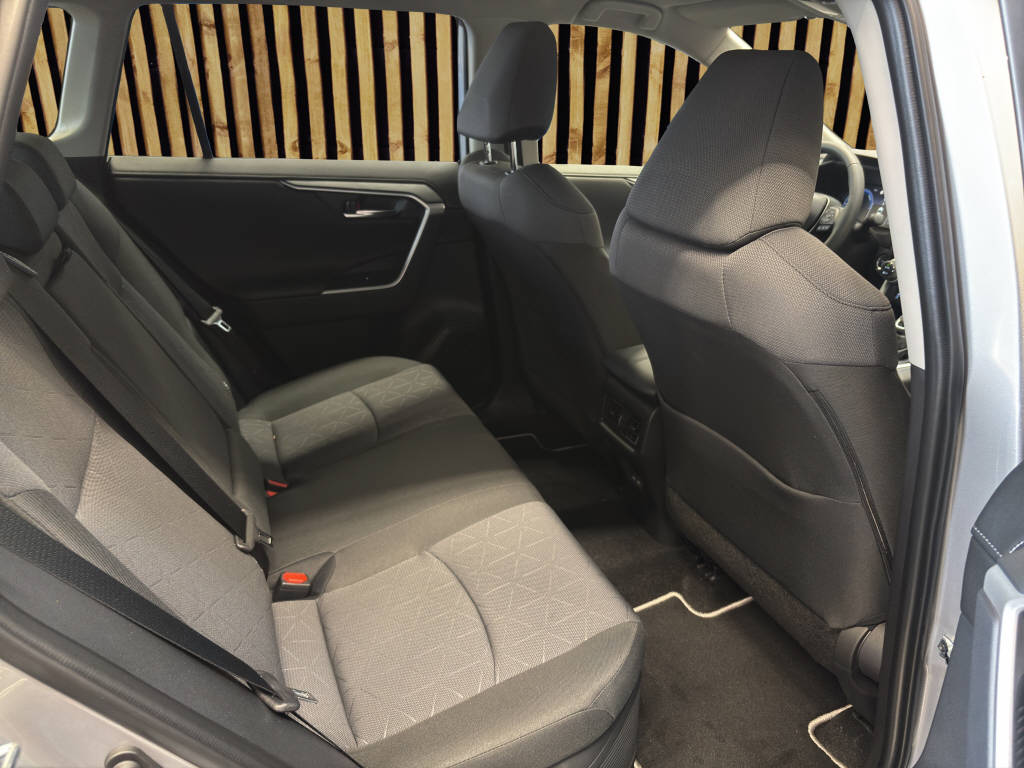 TOYOTA RAV-4 2.5 HEV Trend-image-5