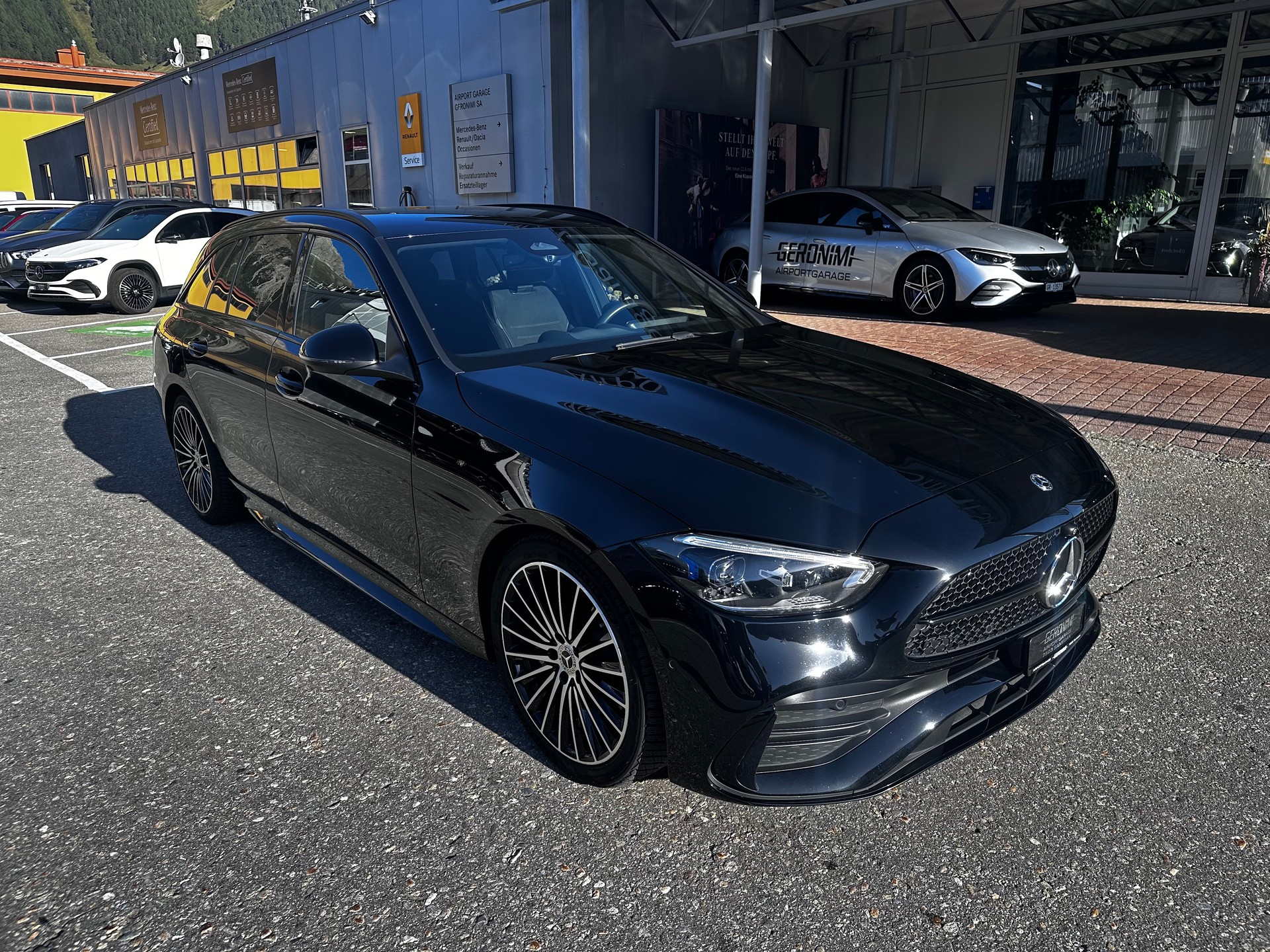 MERCEDES-BENZ C 300 AMG Line 4matic Kombi-showroom-element-2