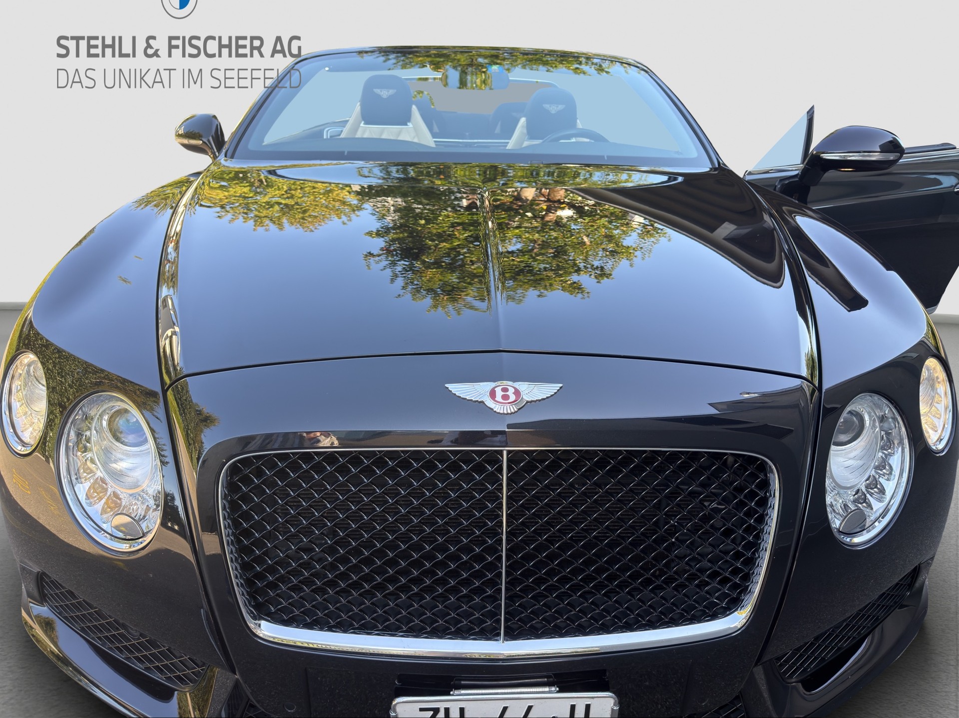 BENTLEY Continental GTC 4.0 V8 Mulliner-showroom-element-2
