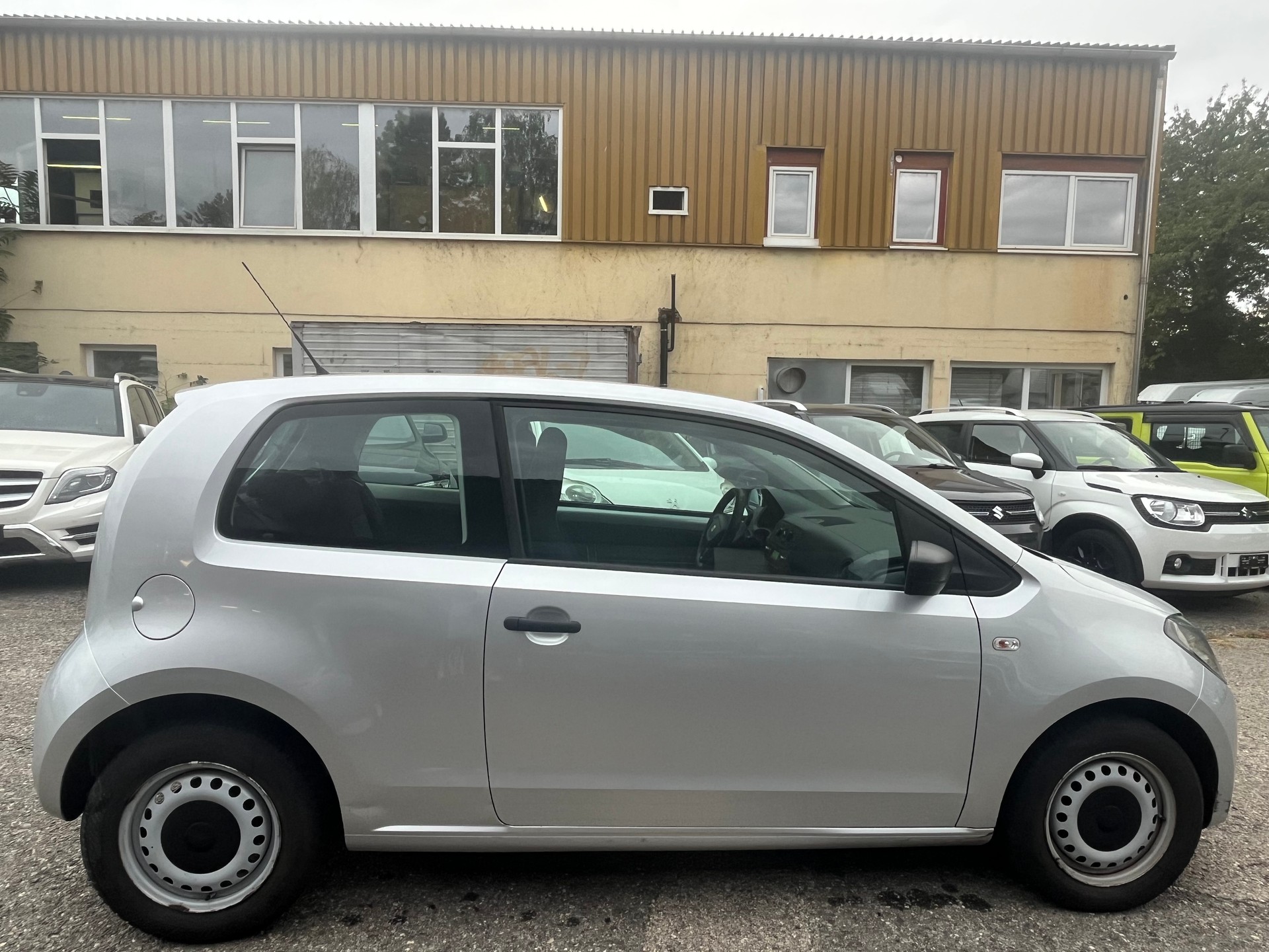 SEAT Mii 1.0 Reference-image-3